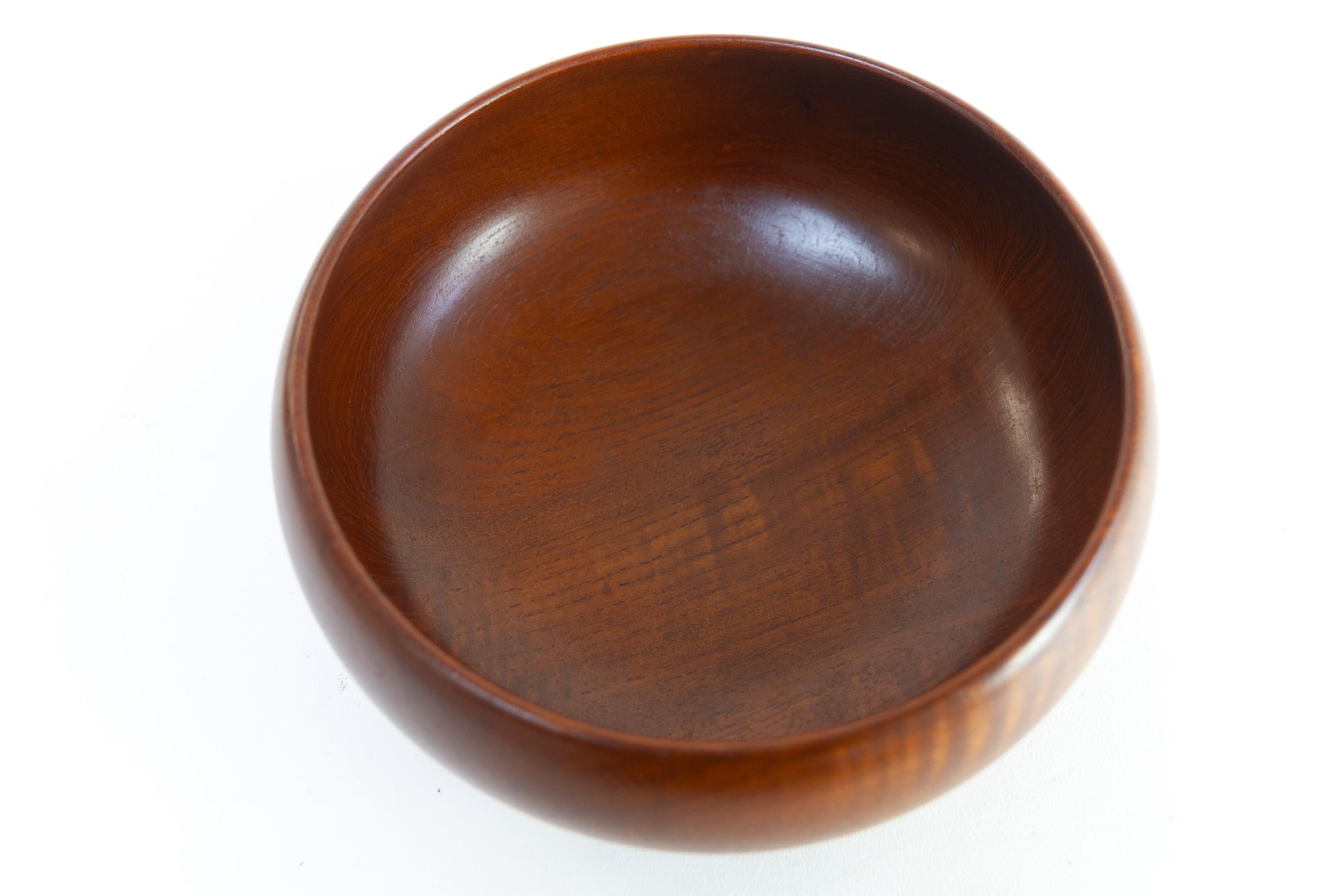 Mid-Century moderno Ciotola in teak danese del Mid-Century Modern di Kaye Bojesen, anni '50. in vendita