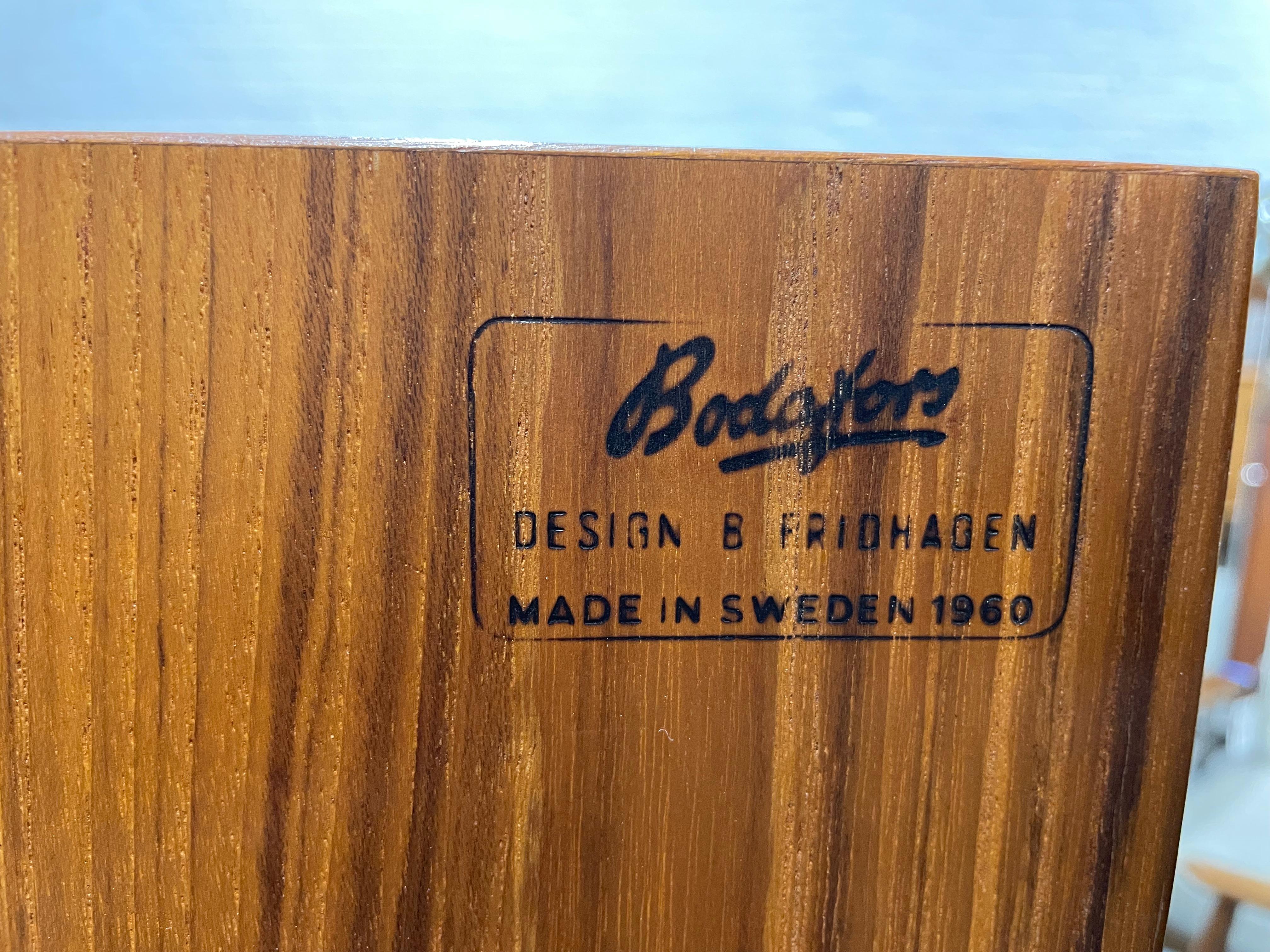 Danish Mid-Century Modern Teak Credenza / Sideboard, C. 1960s For Sale 12