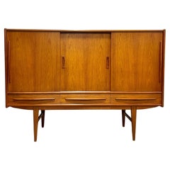 Credenza / SIDEBOARD de teca MODERNO DANÉS de mediados de siglo, c. 1960