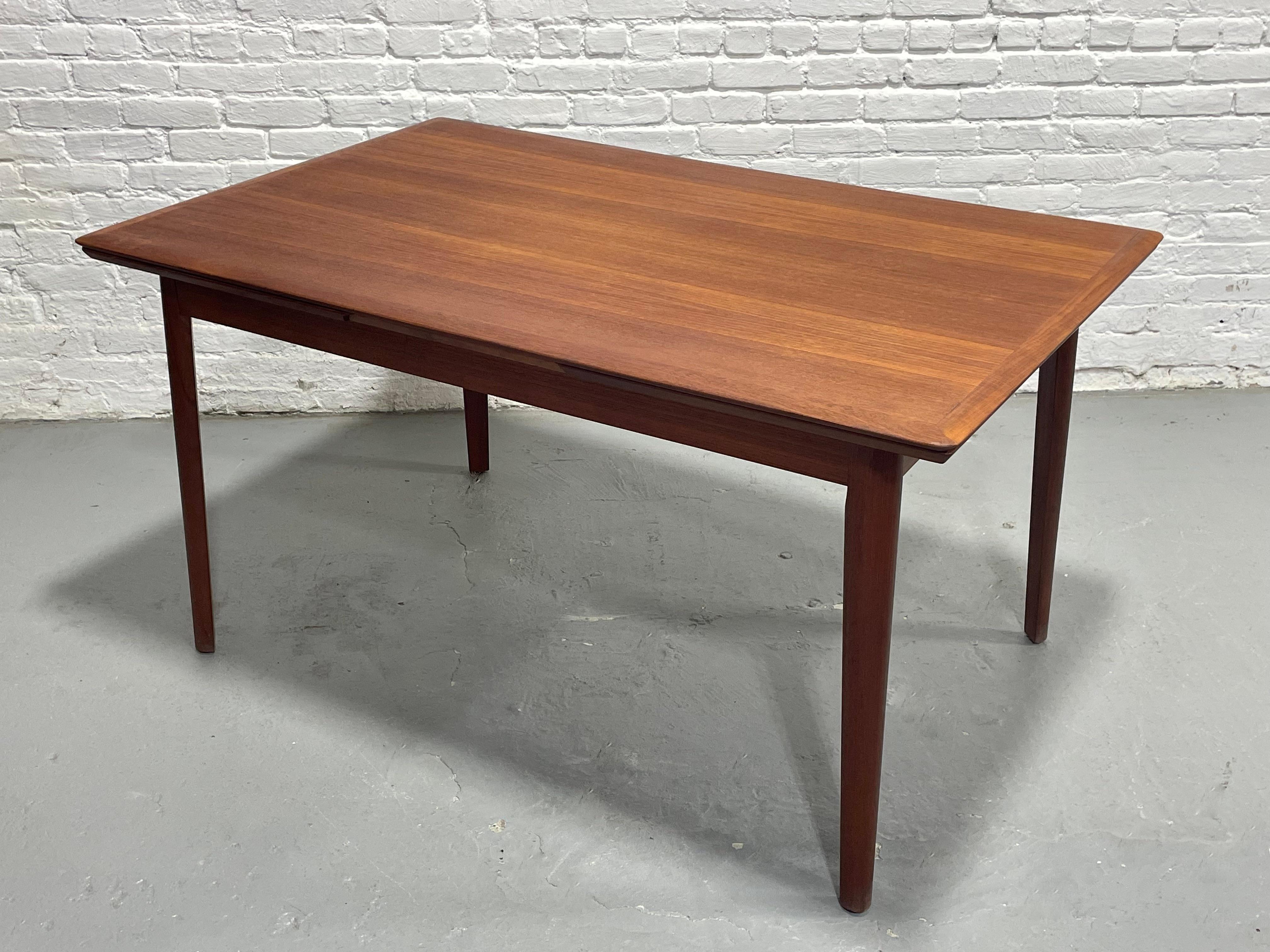 DANISH Mid Century Modern Teak DINING TABLE, Hidden Leaves, c. 1960’s In Good Condition For Sale In Weehawken, NJ