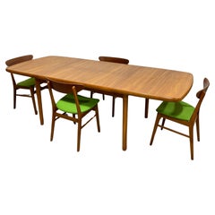 DANISH Mid Century MODERN DINING Table en teck, Made in Denmark, c. 1960's