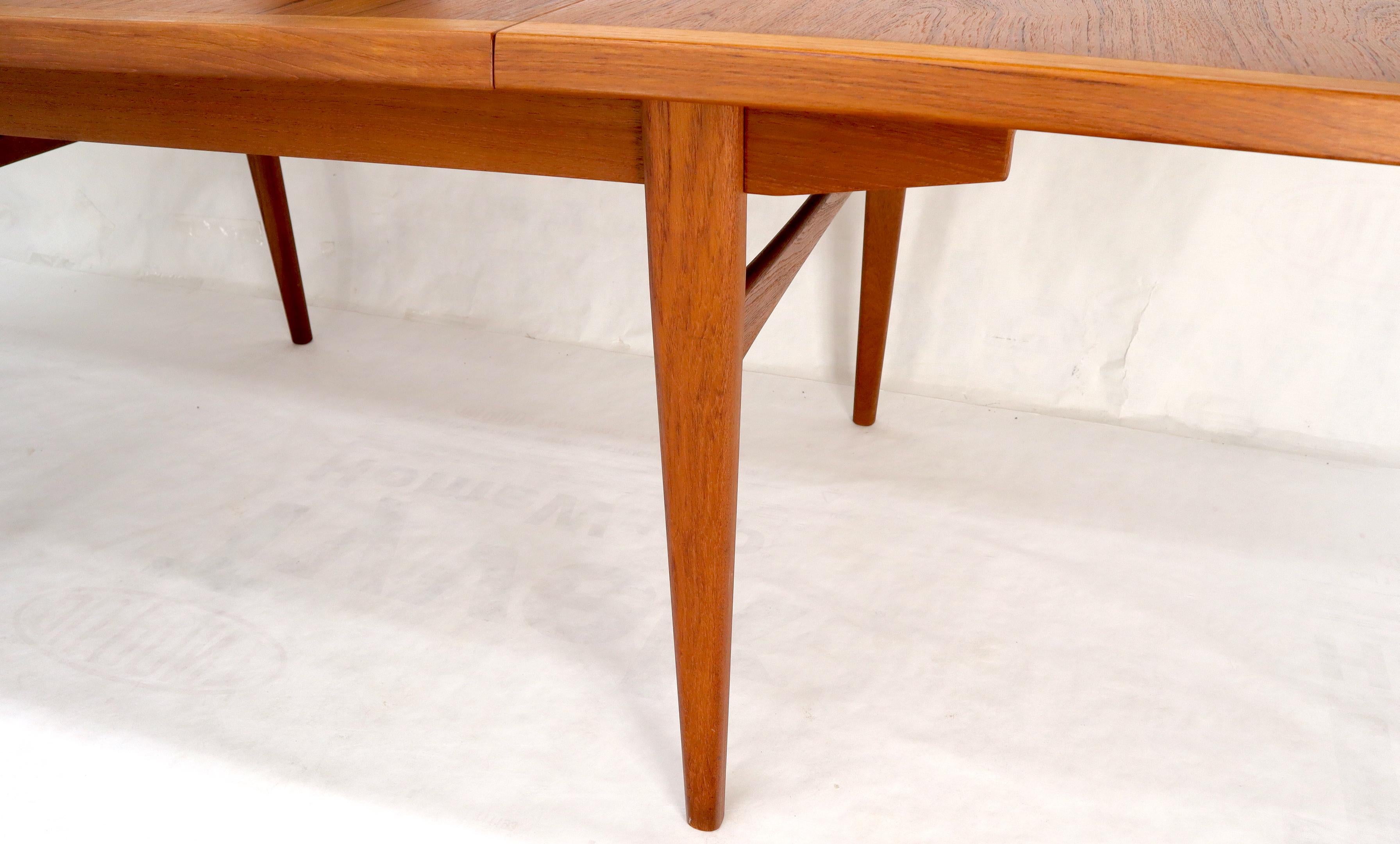 Danish Mid-Century Modern Teak Dining Table with Two Extension Boards Leaves 10