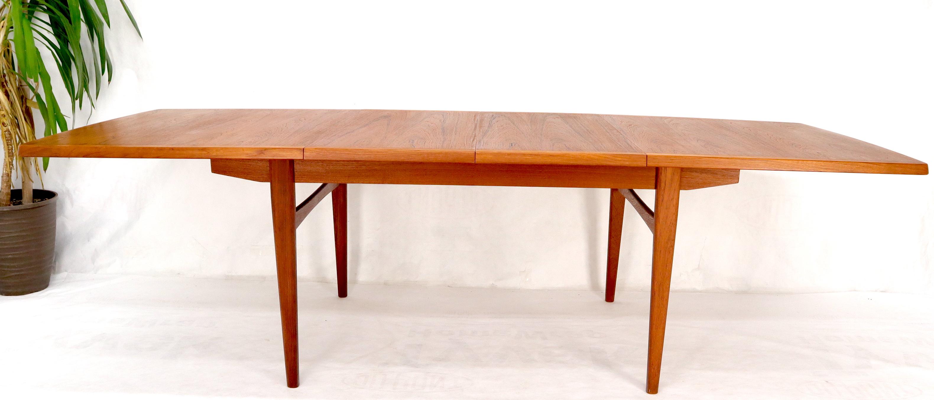 Danish Mid-Century Modern Teak Dining Table with Two Extension Boards Leaves 5
