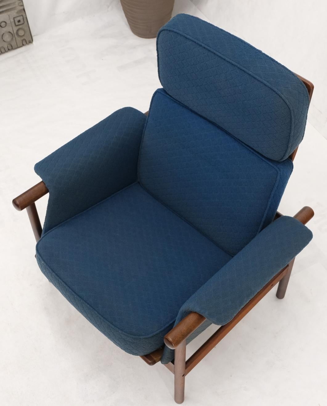 Danish Mid Century Modern Teak Dowels Design Lounge Chair by Selig For Sale 3