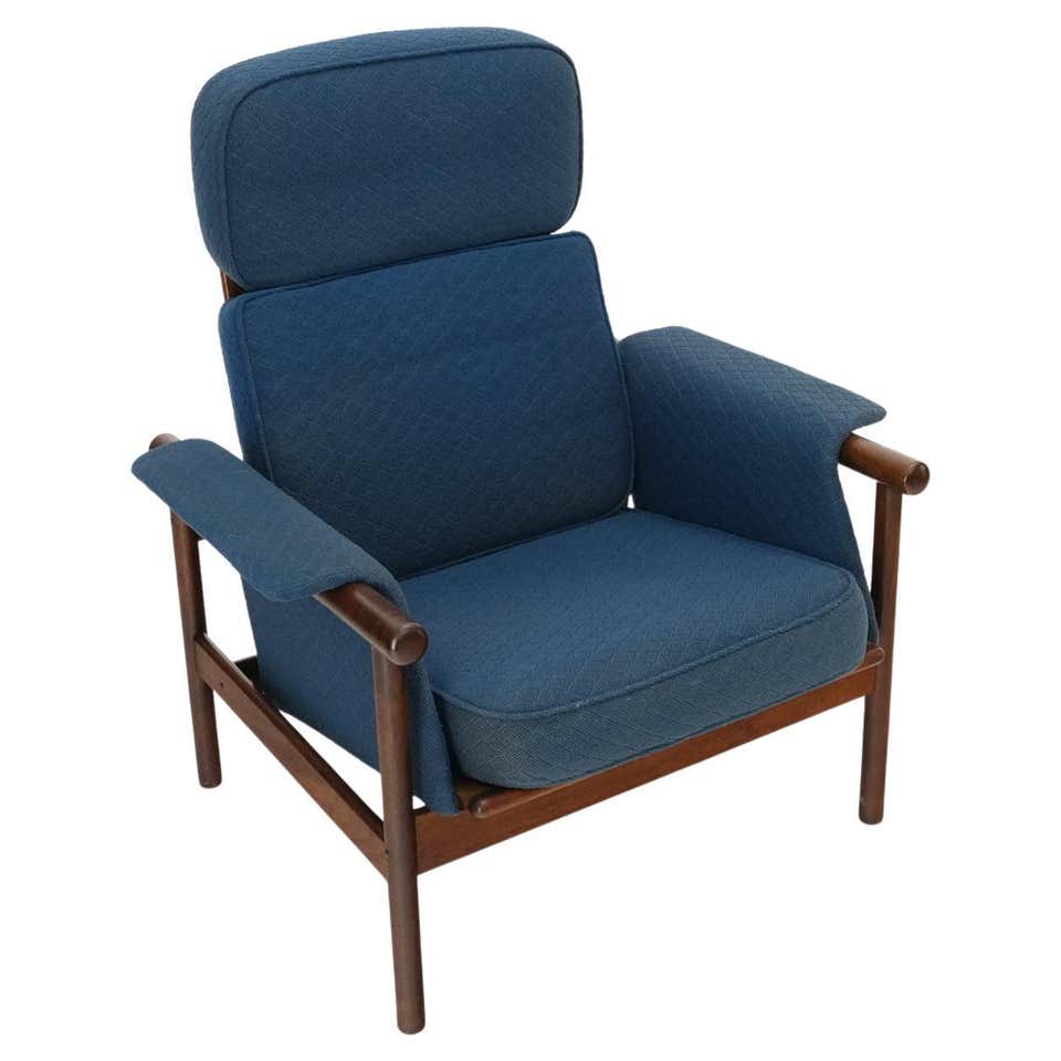 Mid-Century Modern Oval Egg Shape Pod Chair w/ Adjustable Head Rest on ...