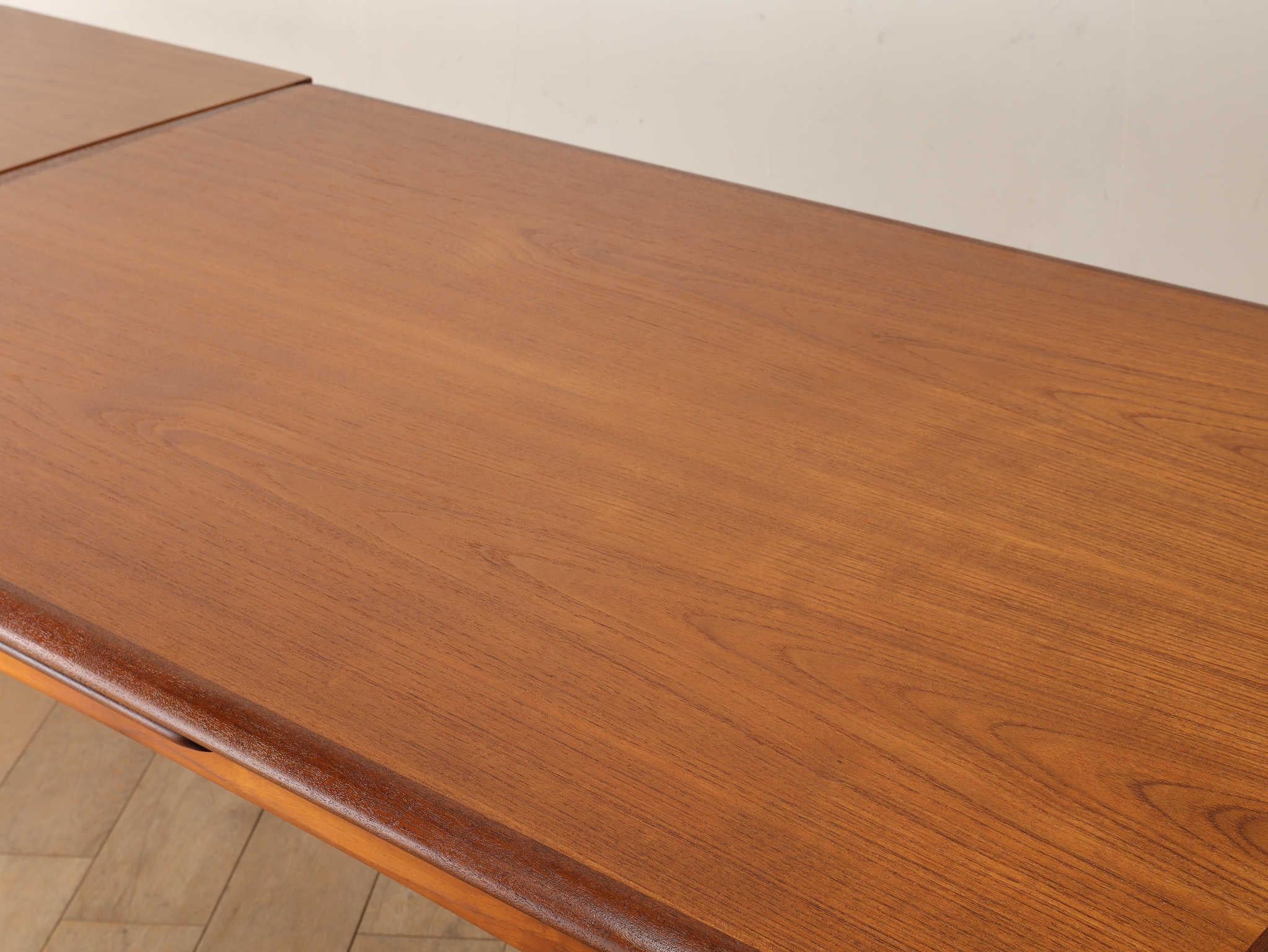Tavolo da pranzo danese a foglie disegnate in teak della metà del secolo scorso di Svend Madsen In condizioni buone in vendita a Shibuya-ku, 13