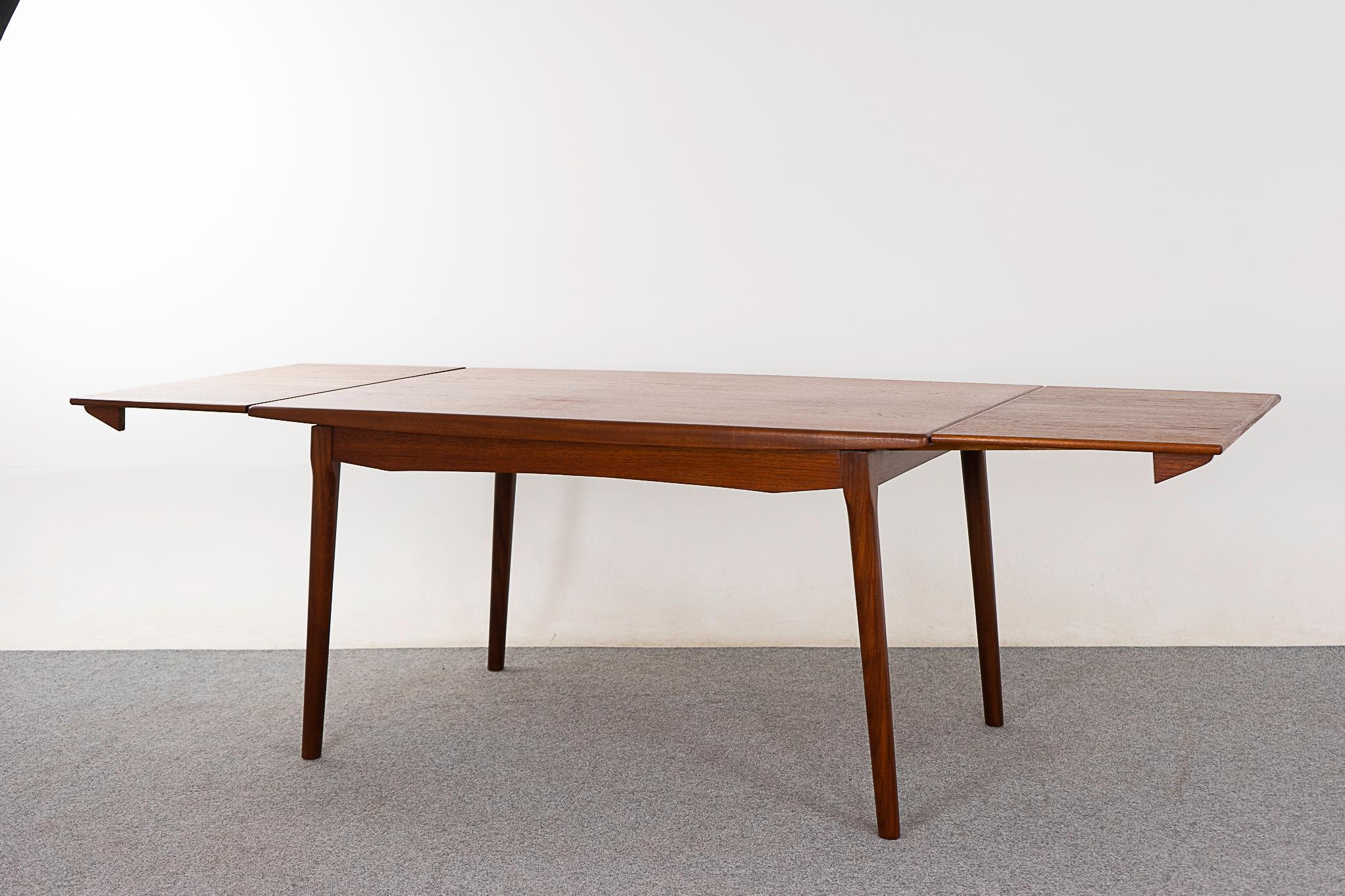 Danish Mid-Century Modern Teak Drawleaf Dining Table For Sale 3