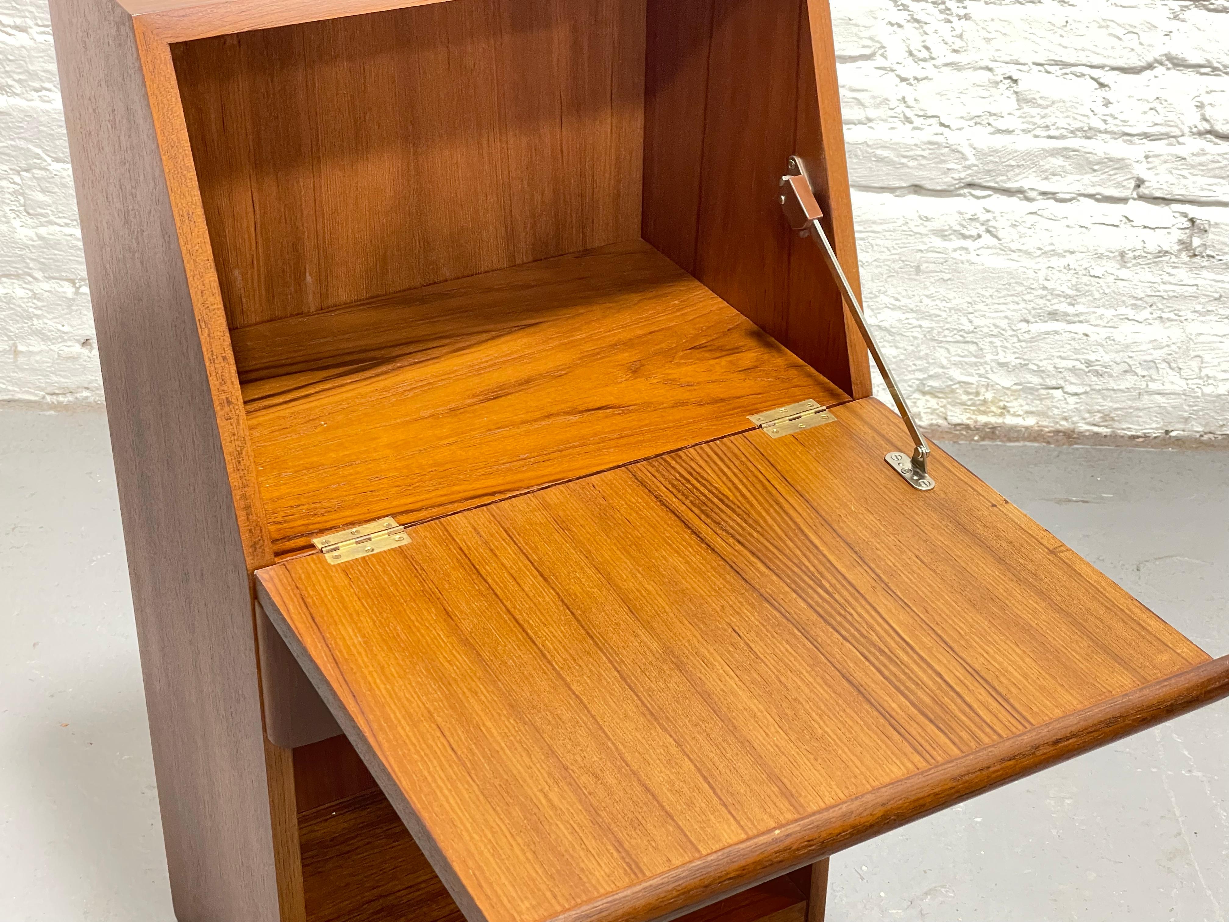 DANISH Mid Century MODERN Teak Drop Down NIGHTSTANDS by Nordisk Andels-Eksport 4