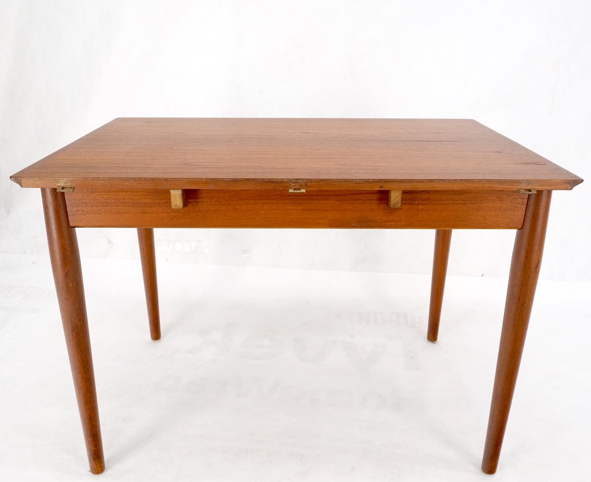 Danish Mid Century Modern Teak Drop Leaf Dining Table w/ 2 Leaves Boards MINT For Sale 12