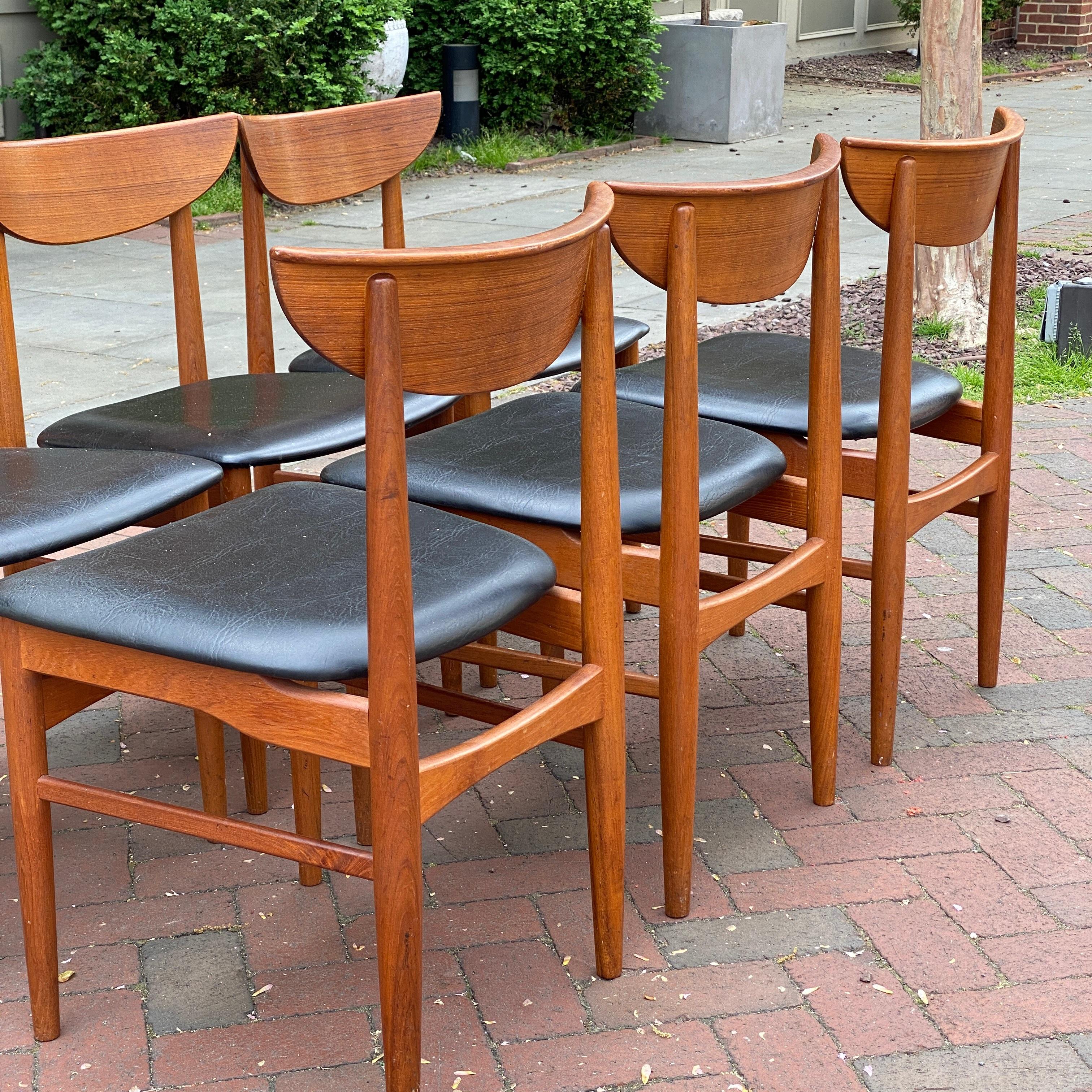 Danish Mid-Century Modern Teak Dyrlund Dining Chairs Set of Eight 4