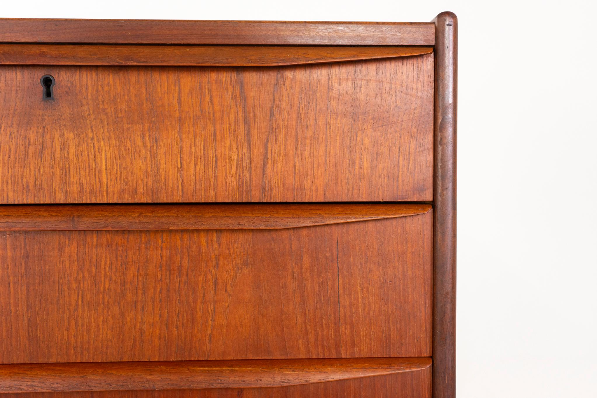 Scandinavian Modern Danish Mid-Century Modern Teak Highboy Dresser For Sale
