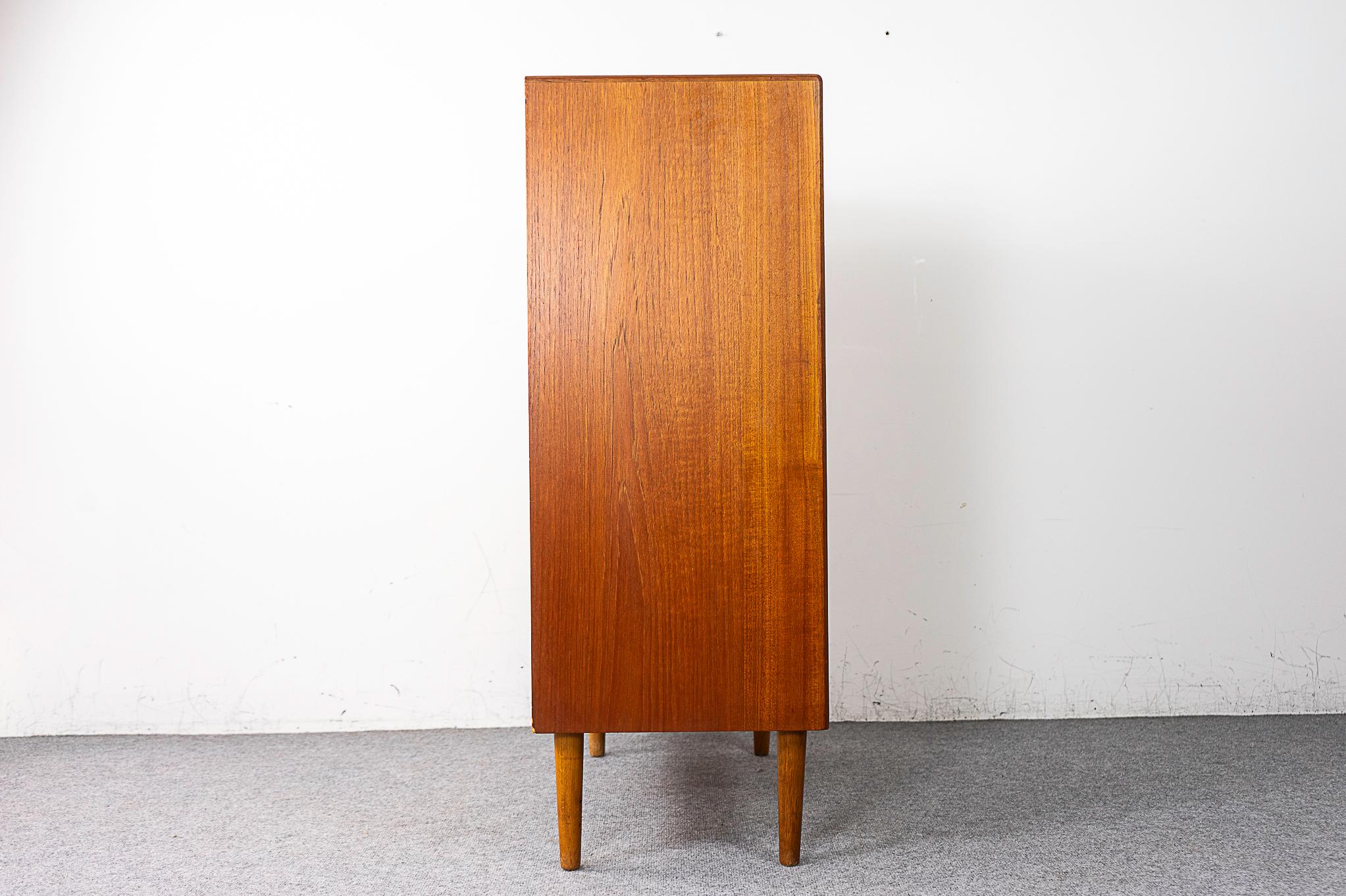 Danish Mid-Century Modern Teak Highboy Dresser For Sale 3