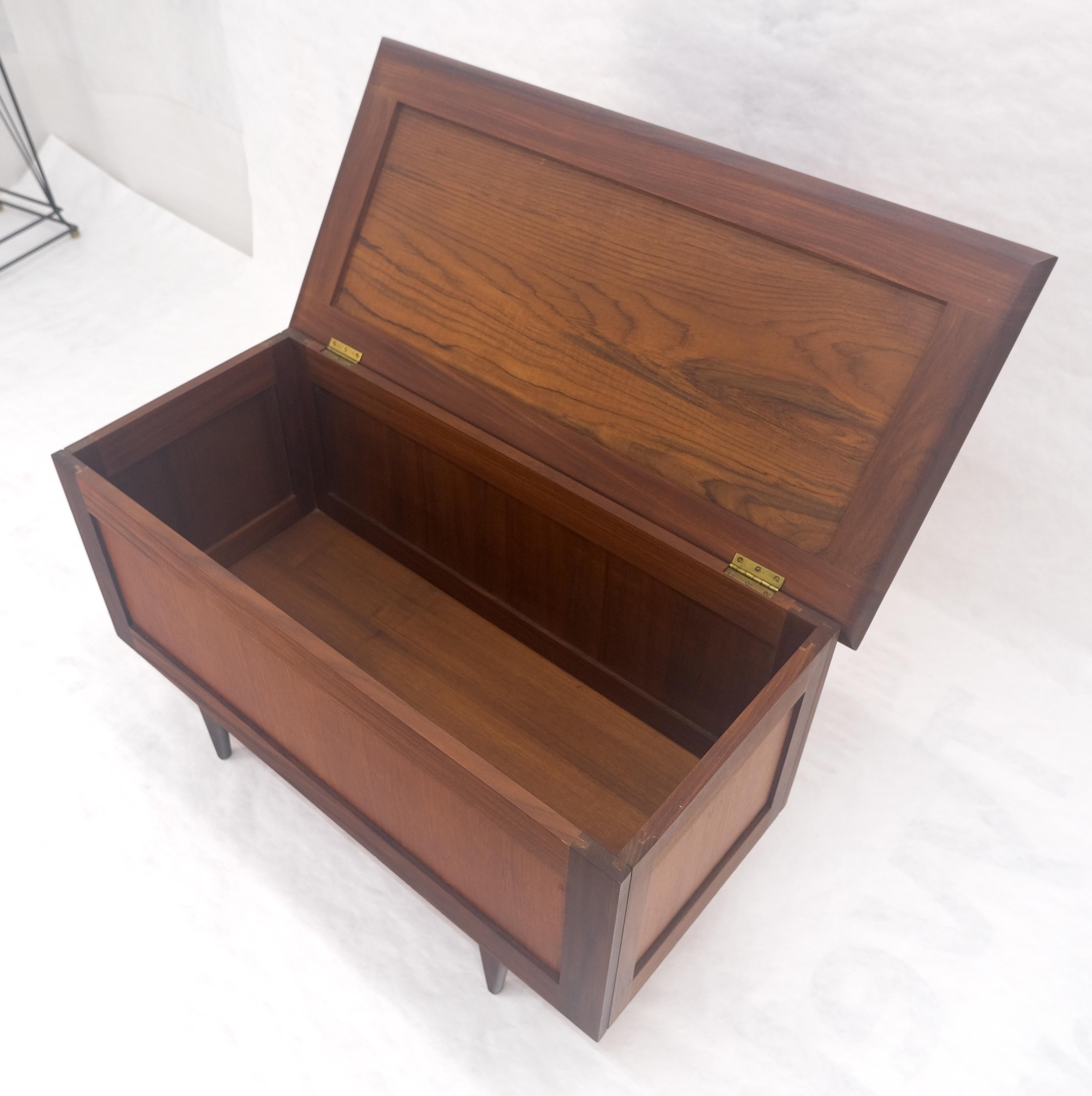 Baule di speranza danese in teak della metà del secolo scorso MINT in vendita 2