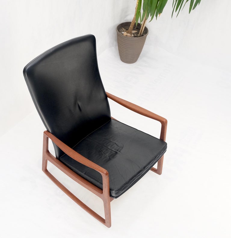Danish Mid-Century Modern Teak Leather Upholstery Lounge Rocking Chair MINT! For Sale 12
