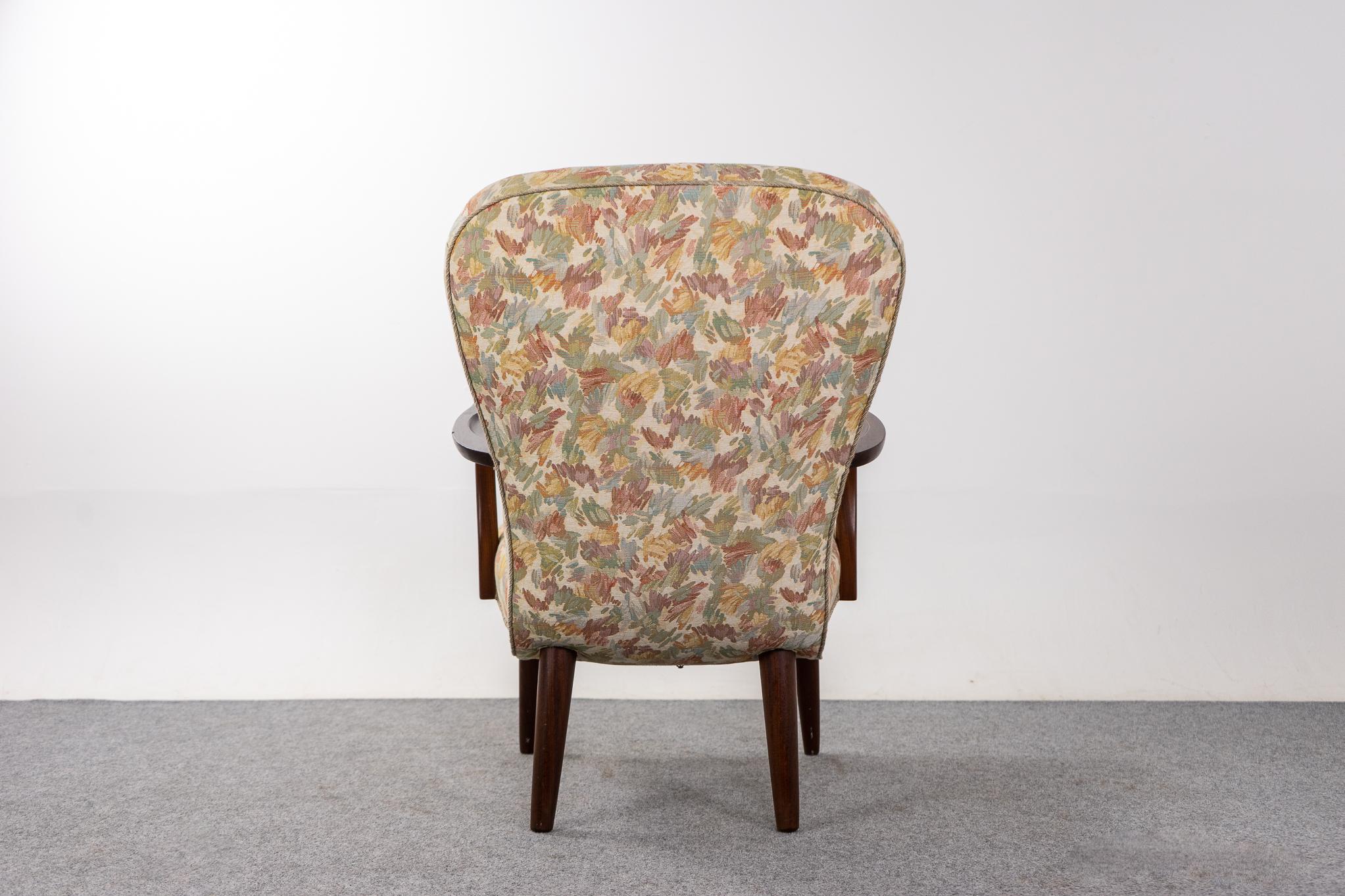 Dänischer Mid-Century Modern Teak Lounge Chair im Angebot 4