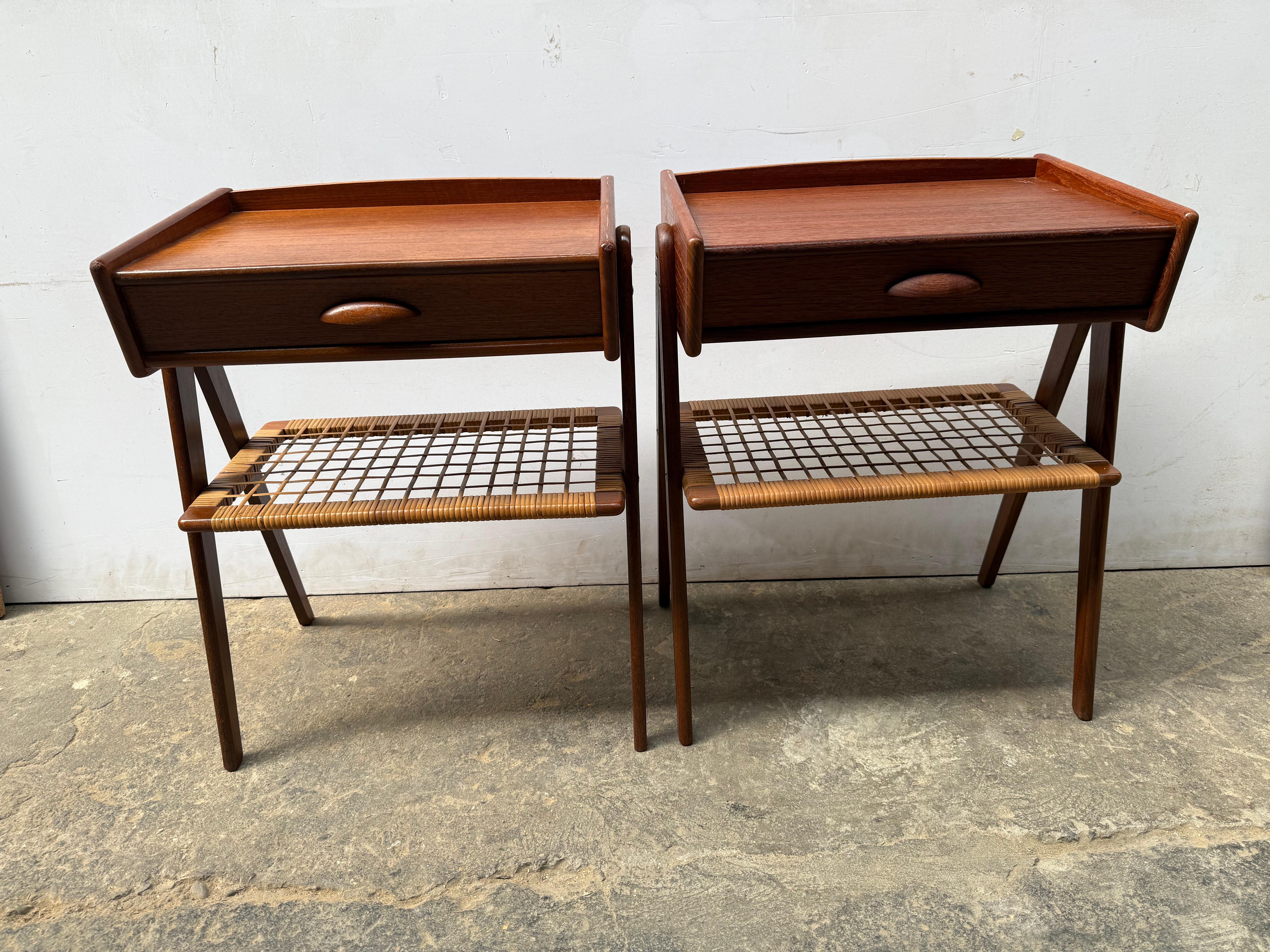 A pair of teak nightstands designed by Søren Rasmussen in the 1960s, reflecting Danish modernism. The teak provides warmth, while an airy wicker shelf adds lightness and practicality. The design shows Rasmussen’s characteristic balance of natural
