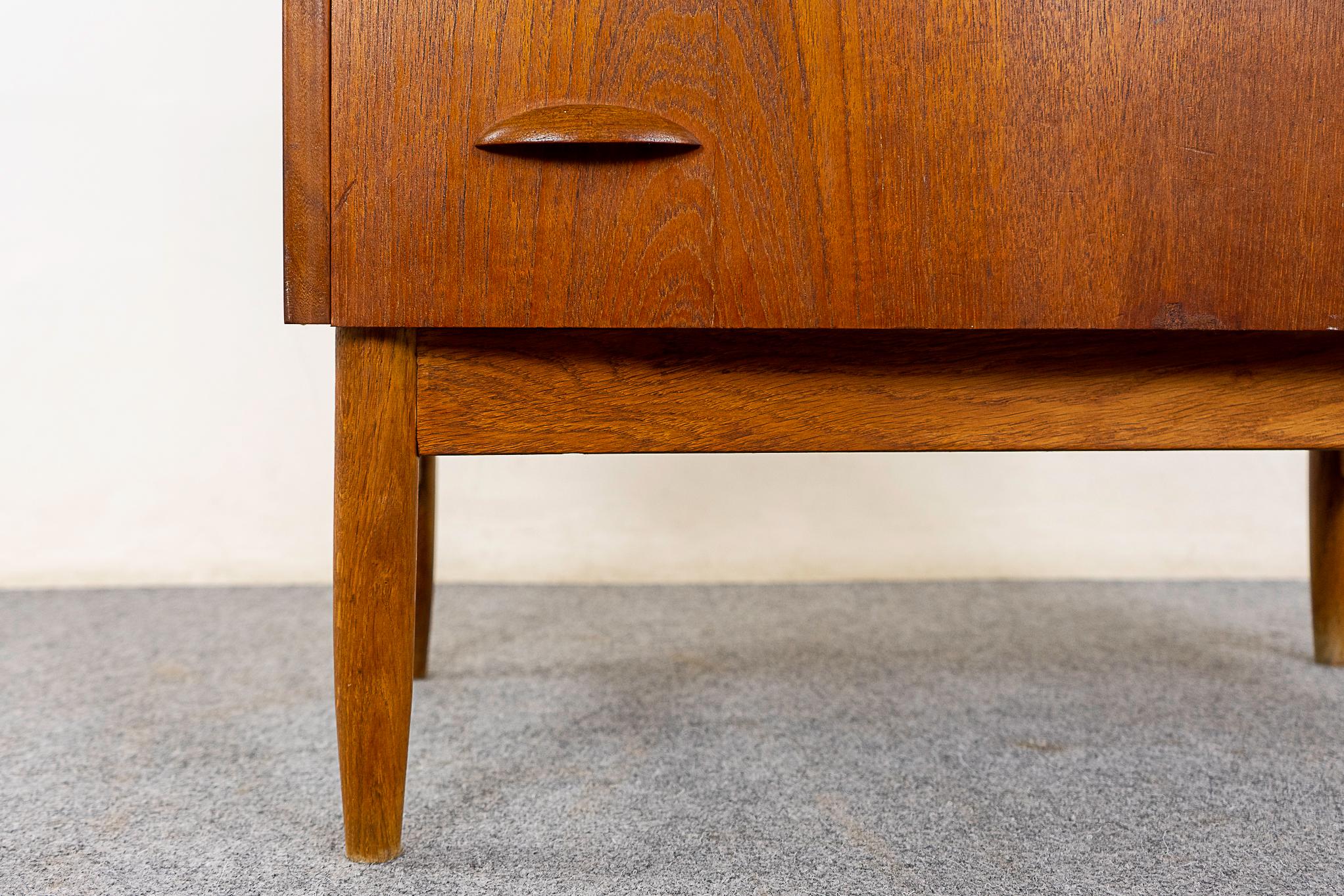 Veneer Danish Mid-Century Modern Teak & Oak Highboy Dresser For Sale