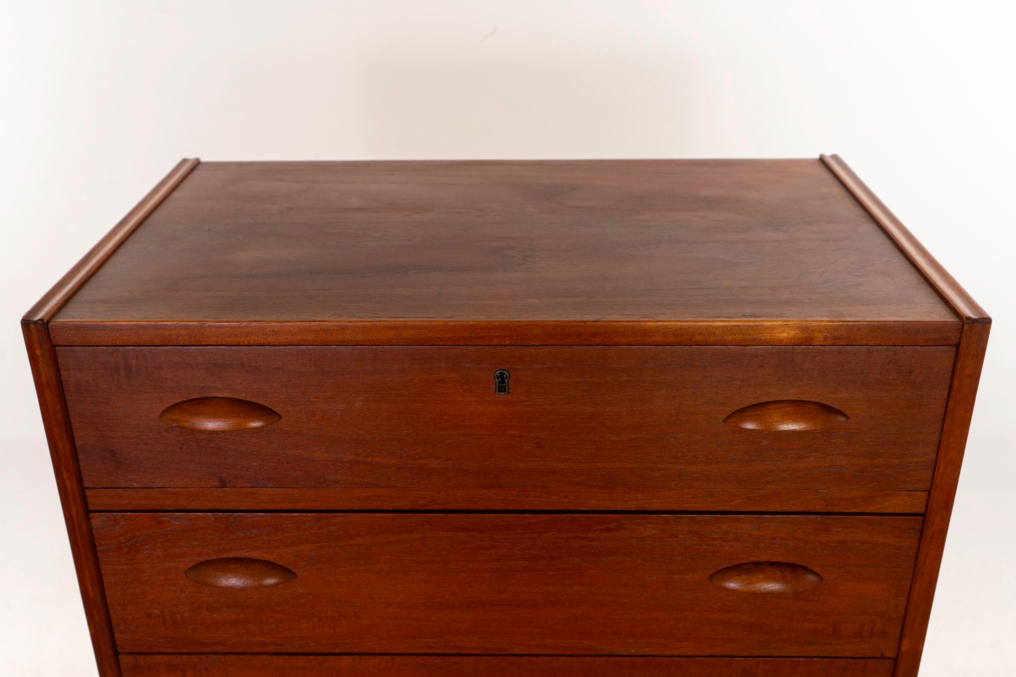 Danish Mid-Century Modern Teak & Oak Highboy Dresser For Sale 2