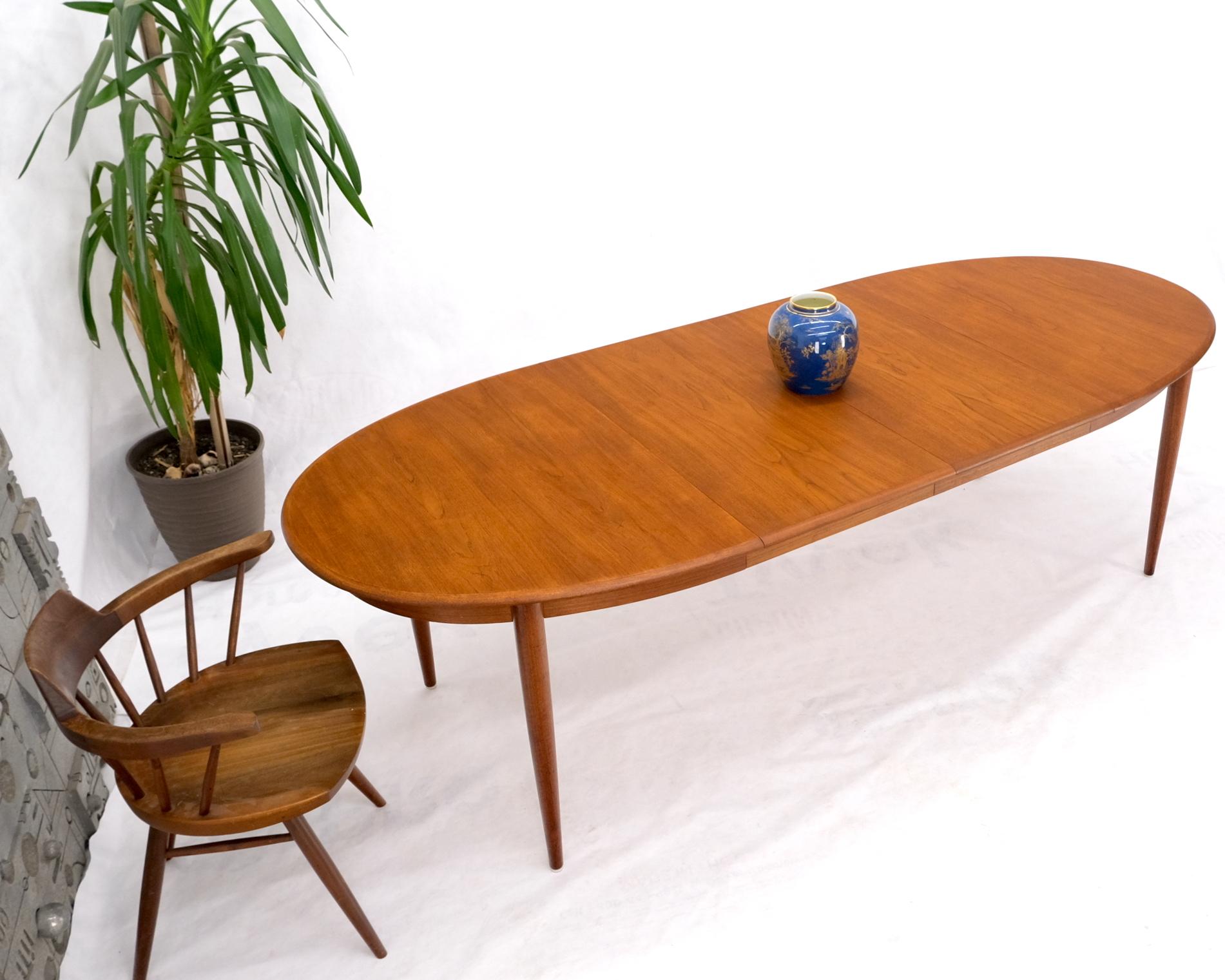 Danish Mid-Century Modern Teak Oval Dining Table w/ Two Extension Boards 4