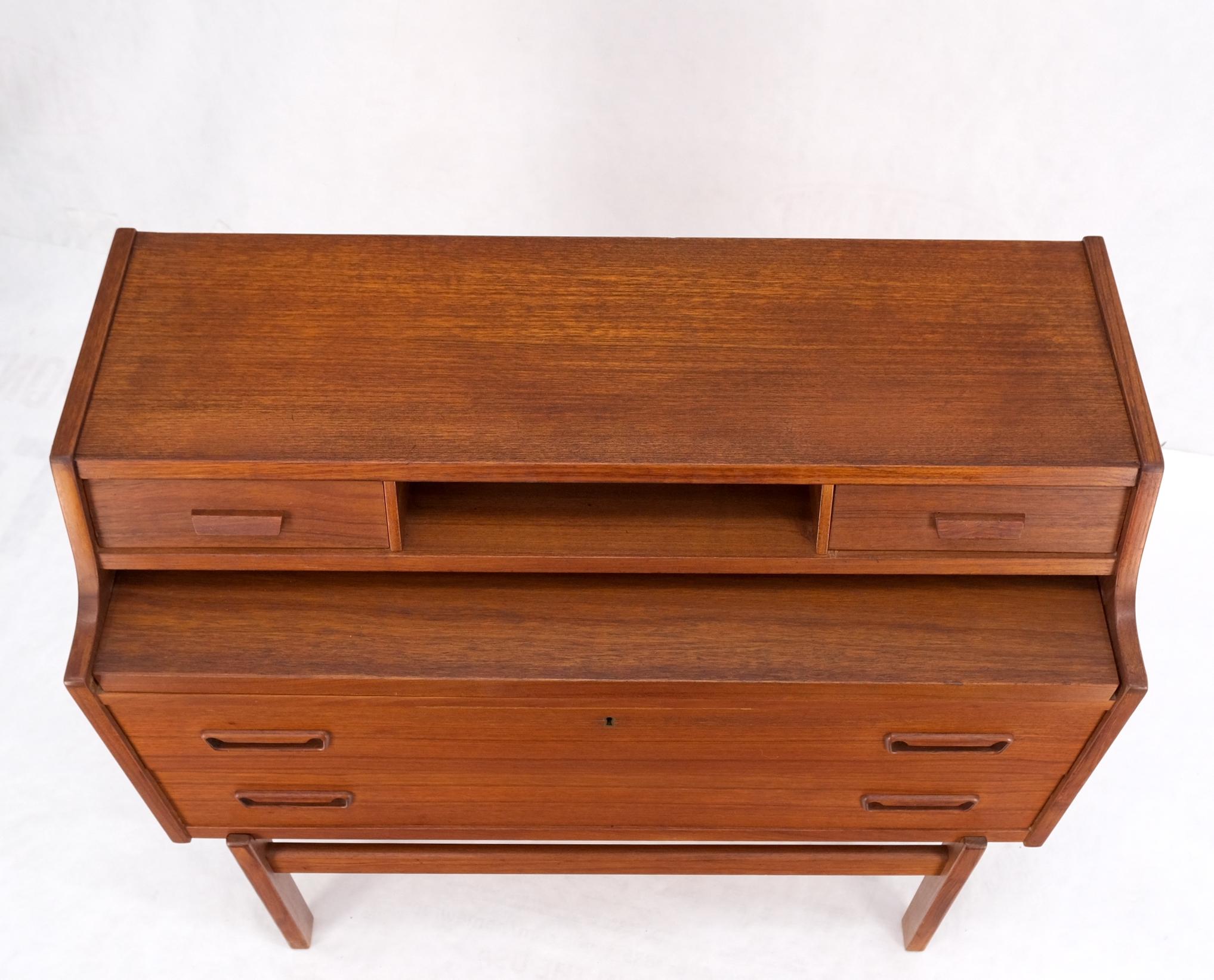 Danish Mid-Century Modern Teak Pull Out Secretary Desk Chest of Drawers Dresser For Sale 7