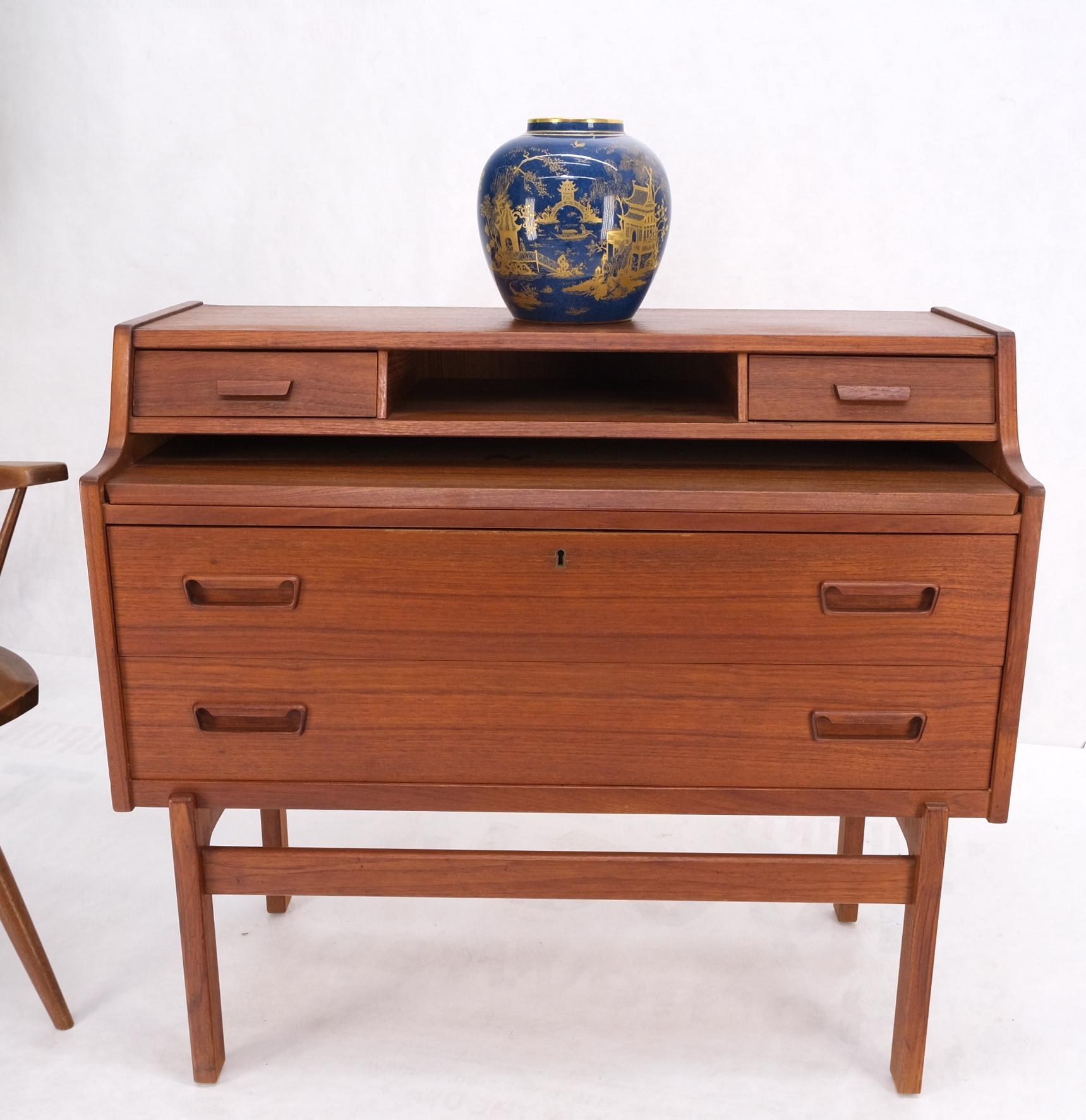 Danish Mid-Century Modern Teak Pull Out Secretary Desk Chest of Drawers Dresser For Sale 8
