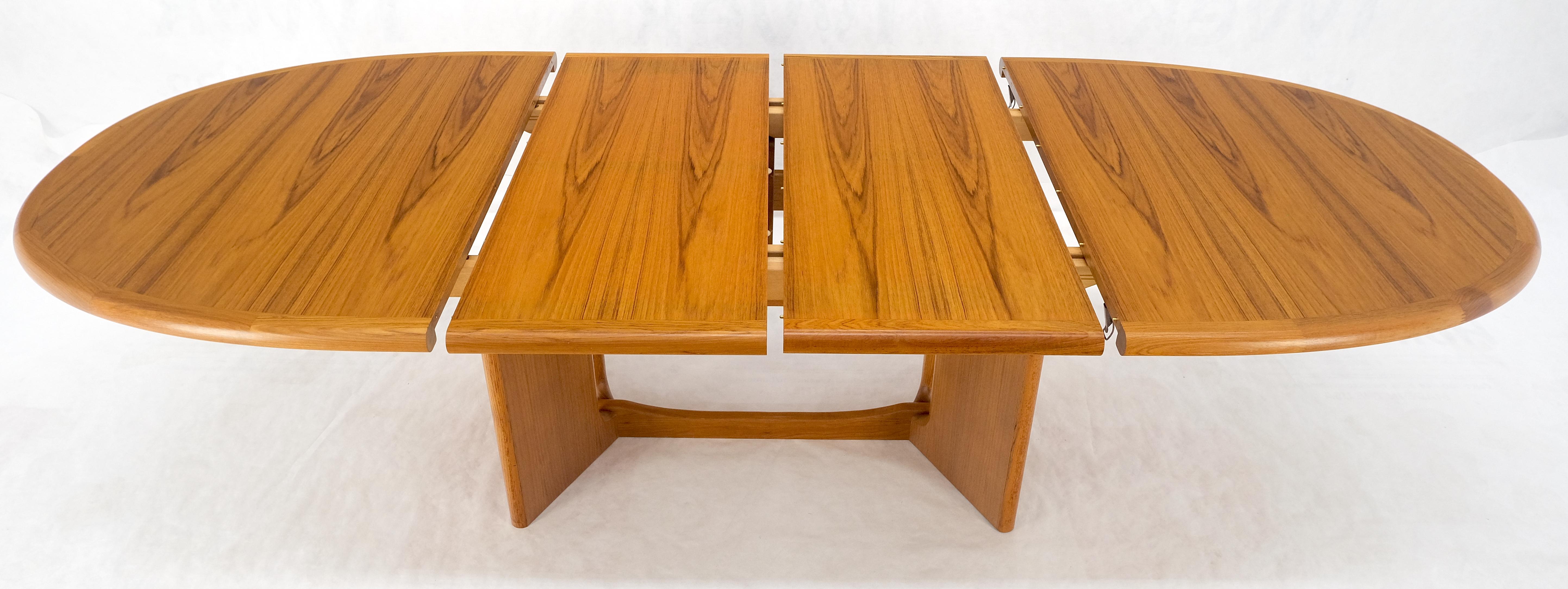Danish Mid Century Modern Teak Racetrack Oval Dining Table 2 Extensions MINT For Sale 3