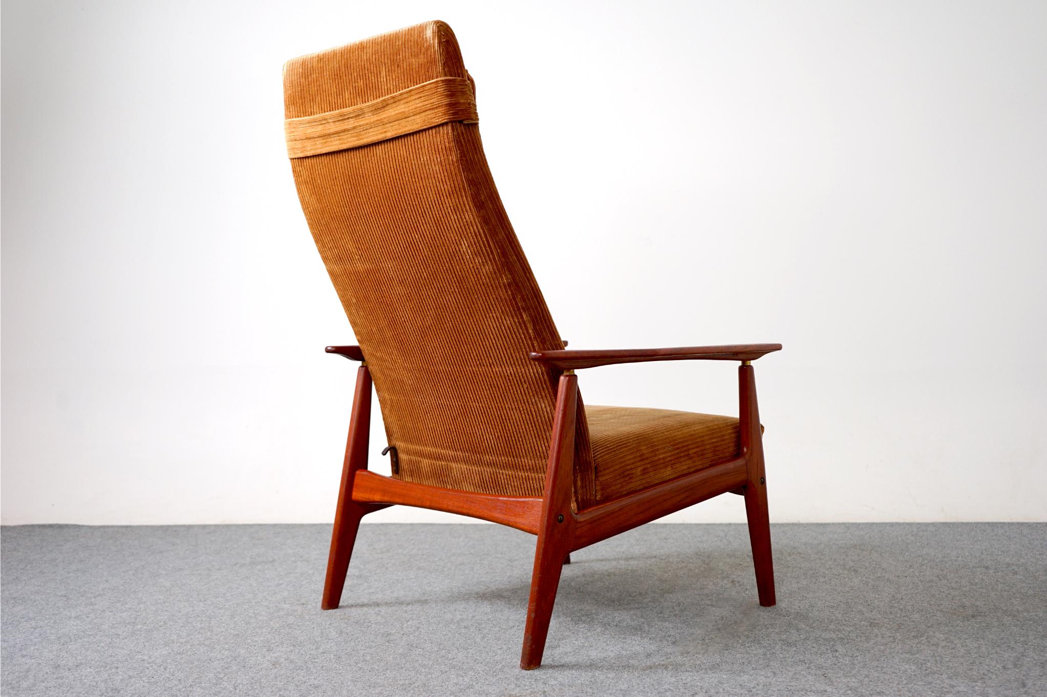 Danish Mid-Century Modern Teak Reclining Lounge Chair 3