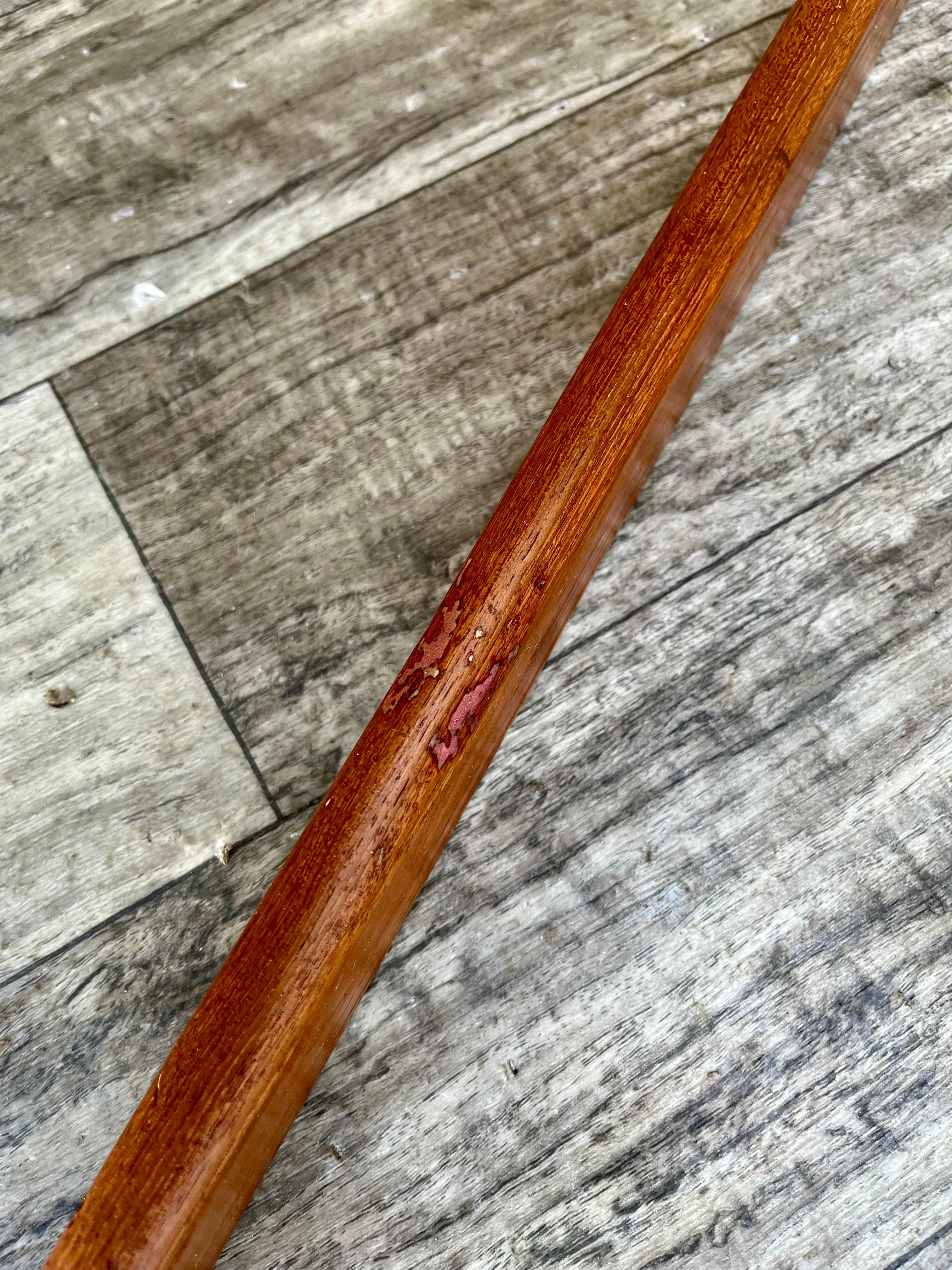 Dänischer Mid-Century-Modern-Beistelltisch aus Teakholz von Komfort Dänemark, ca. 1960er Jahre. im Angebot 5