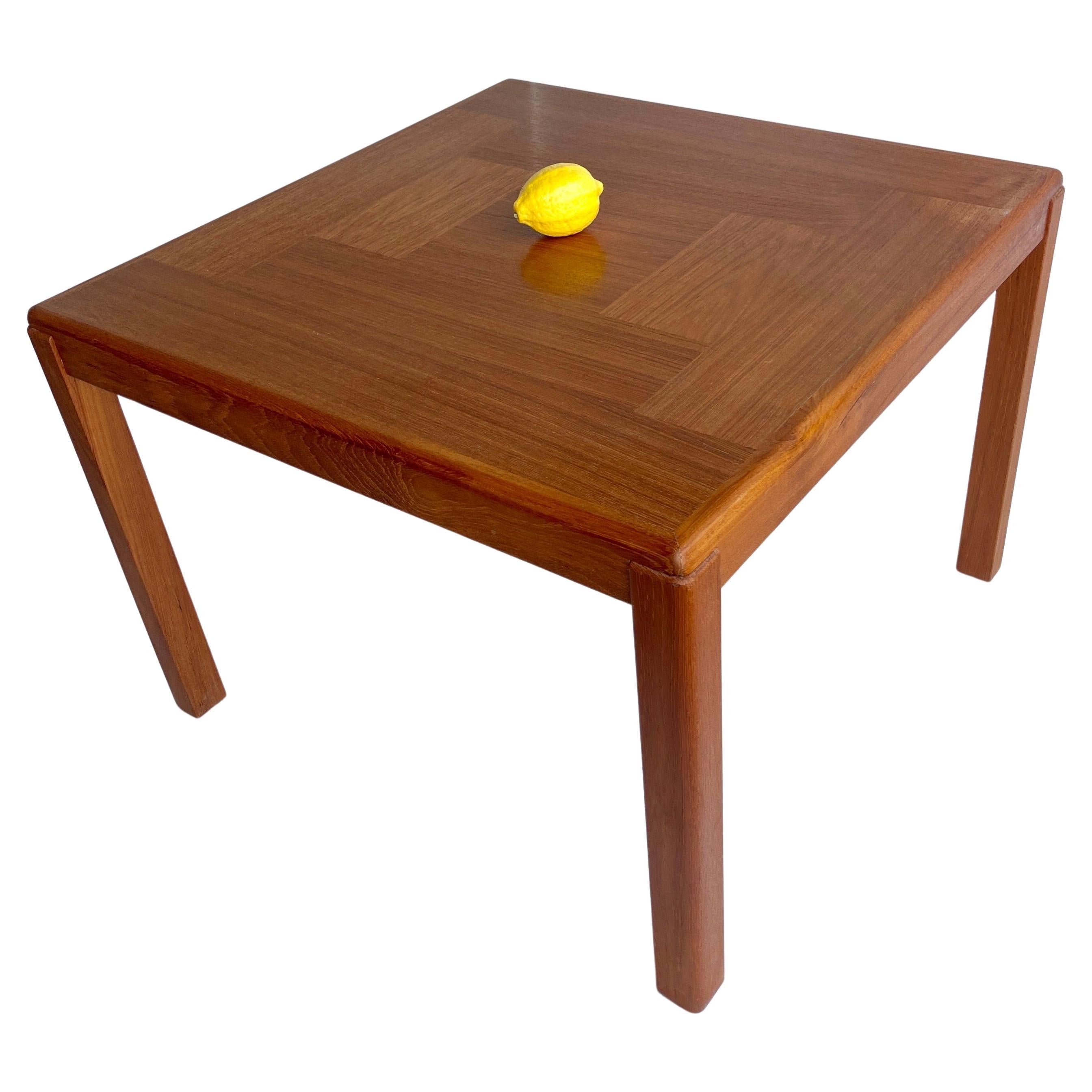 Hand-Crafted Danish Mid-Century Modern Teak Side Table by Vejle Stole og Mobelfabrik For Sale