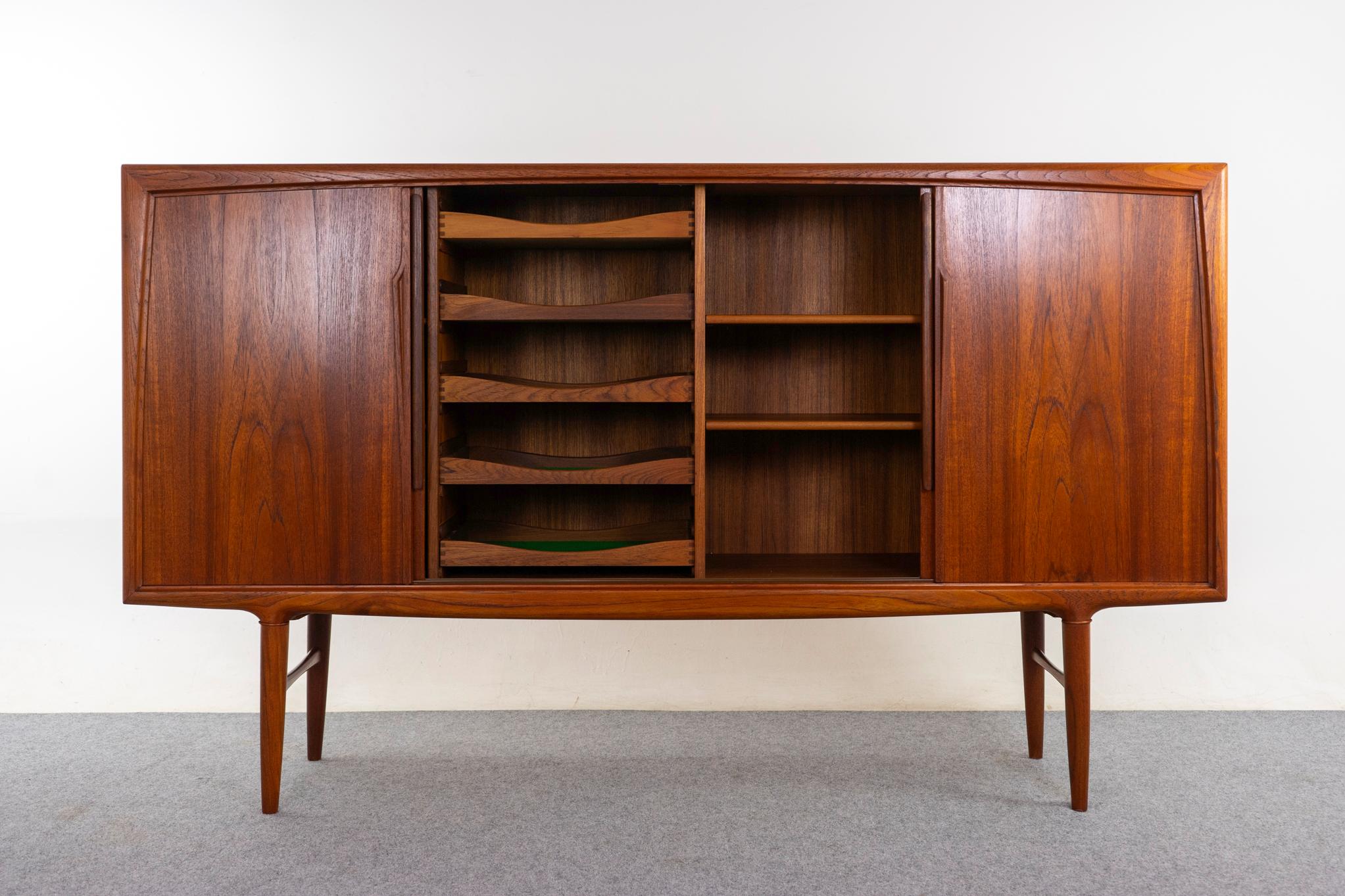 Scandinavian Modern Danish Mid-Century Modern Teak Sideboard For Sale