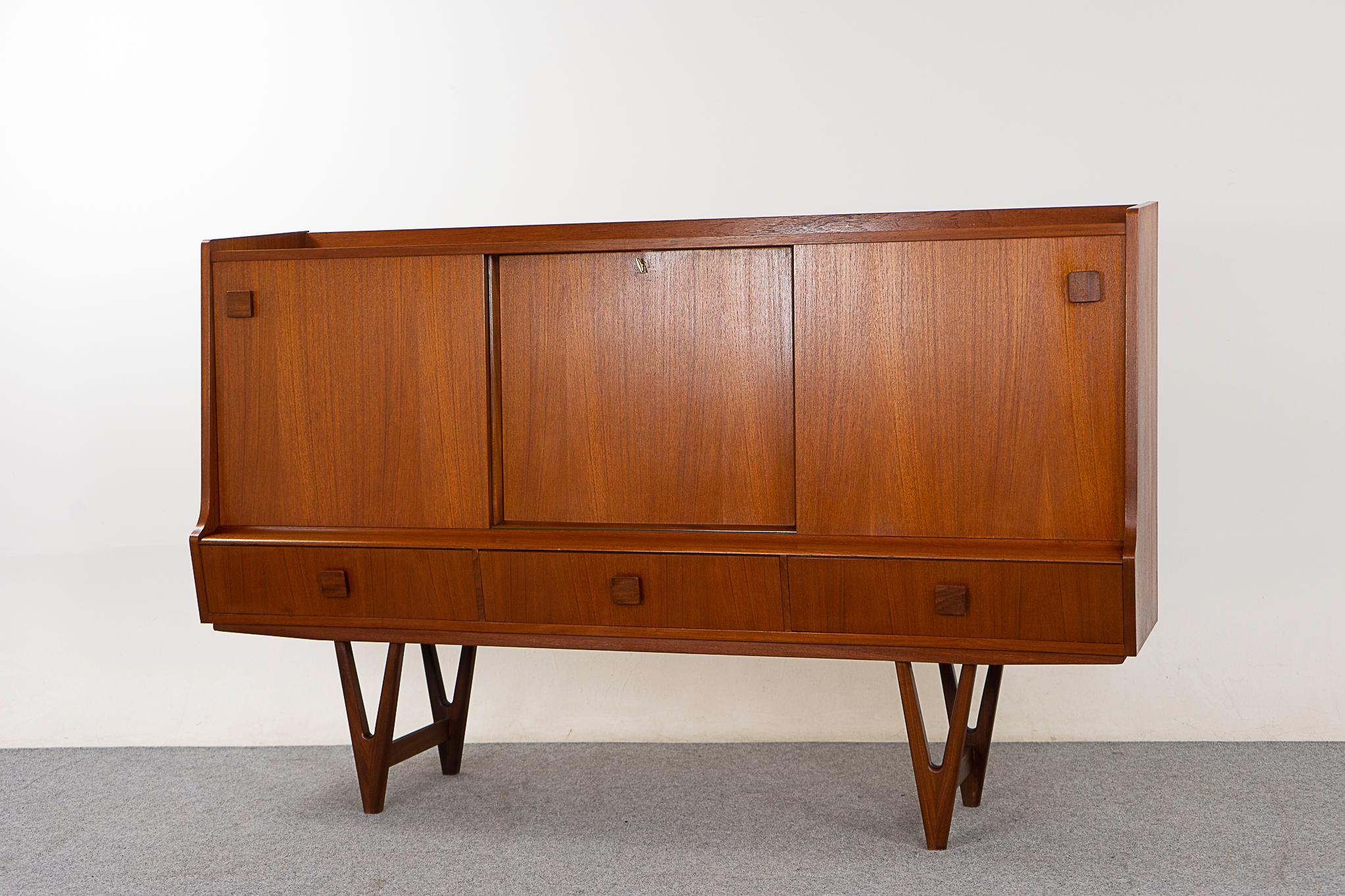 Danish Mid-Century Modern Teak Sideboard with Bar 3