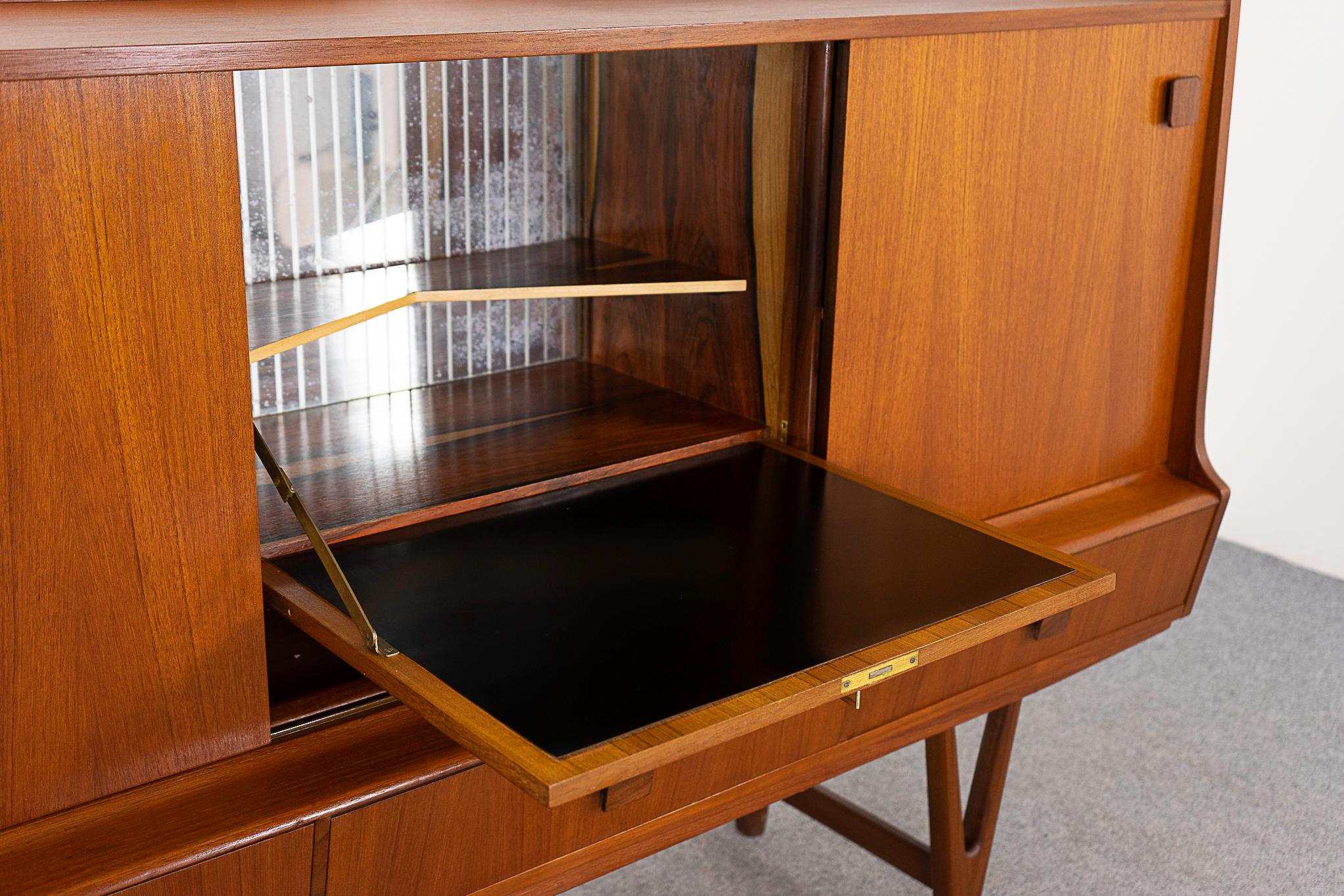 Etched Danish Mid-Century Modern Teak Sideboard with Bar