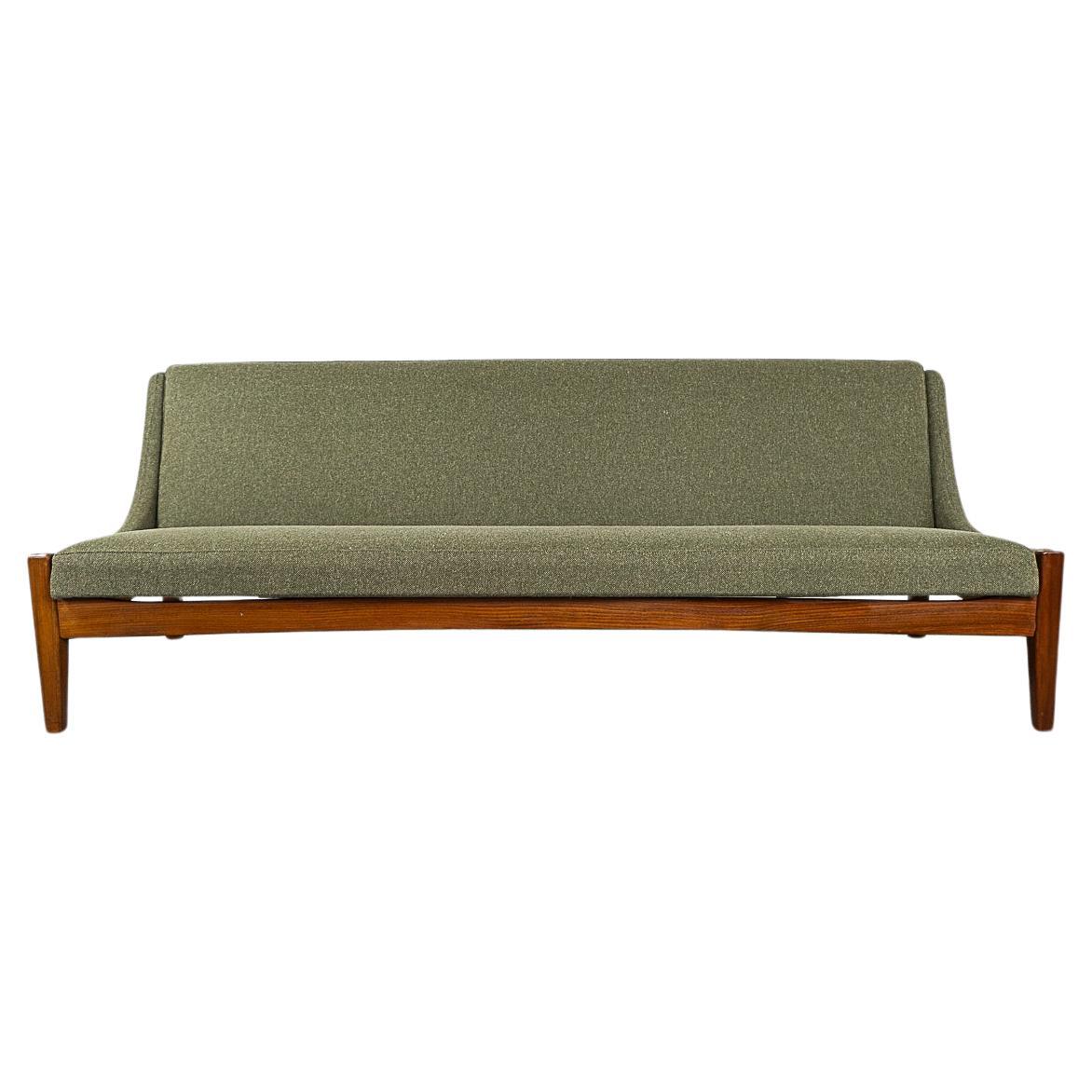 Dänisches Mid-Century Modern-Sofabett aus Teakholz