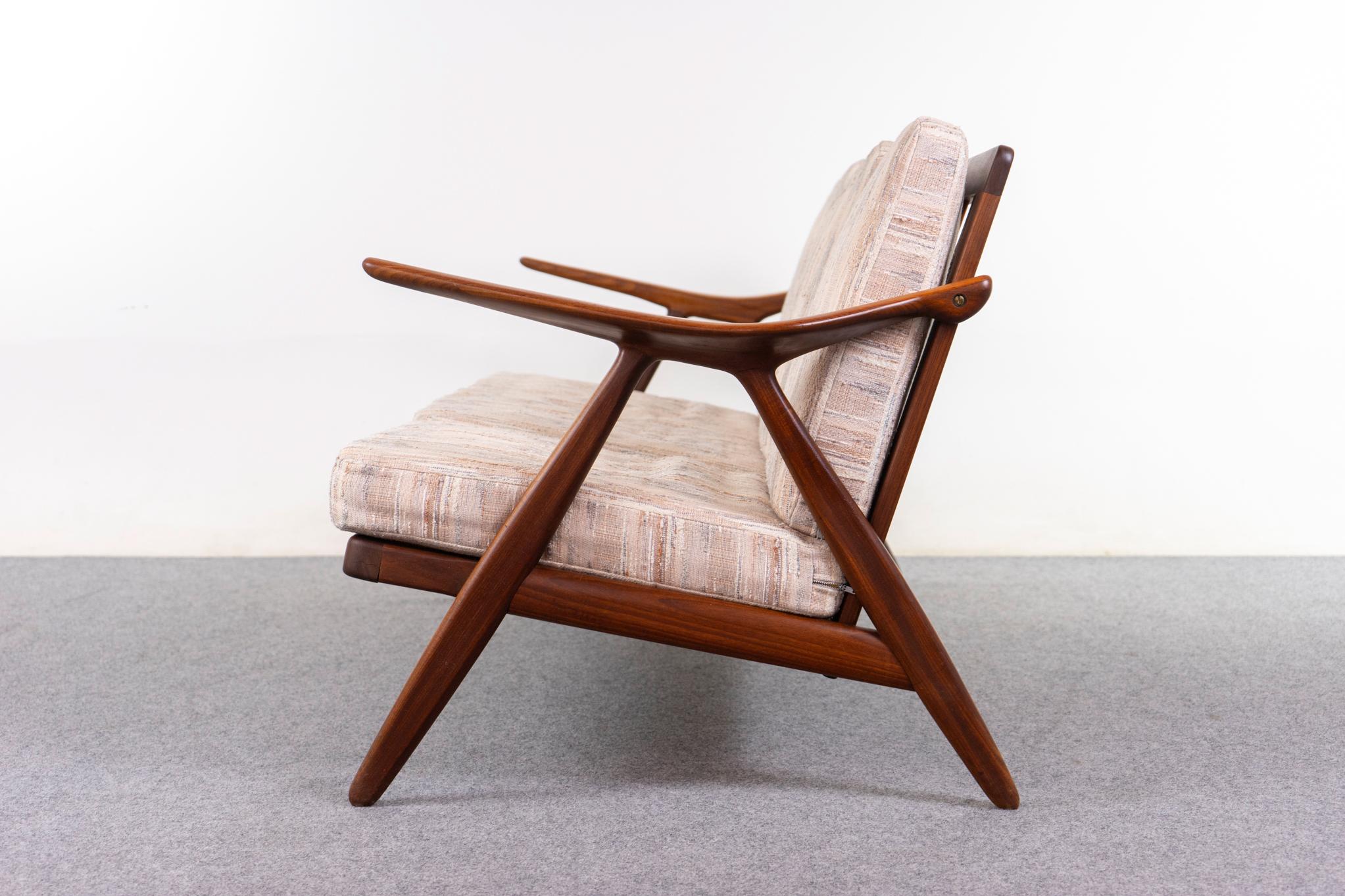 Lana Divano in teak danese della metà del secolo scorso di Arne Hovmand-Olsen in vendita