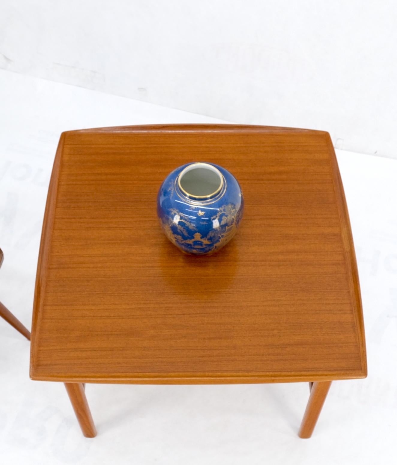 Dänische Mid-Century Modern Teakholz Quadrat gerollt Kanten Couchtisch MINT!.