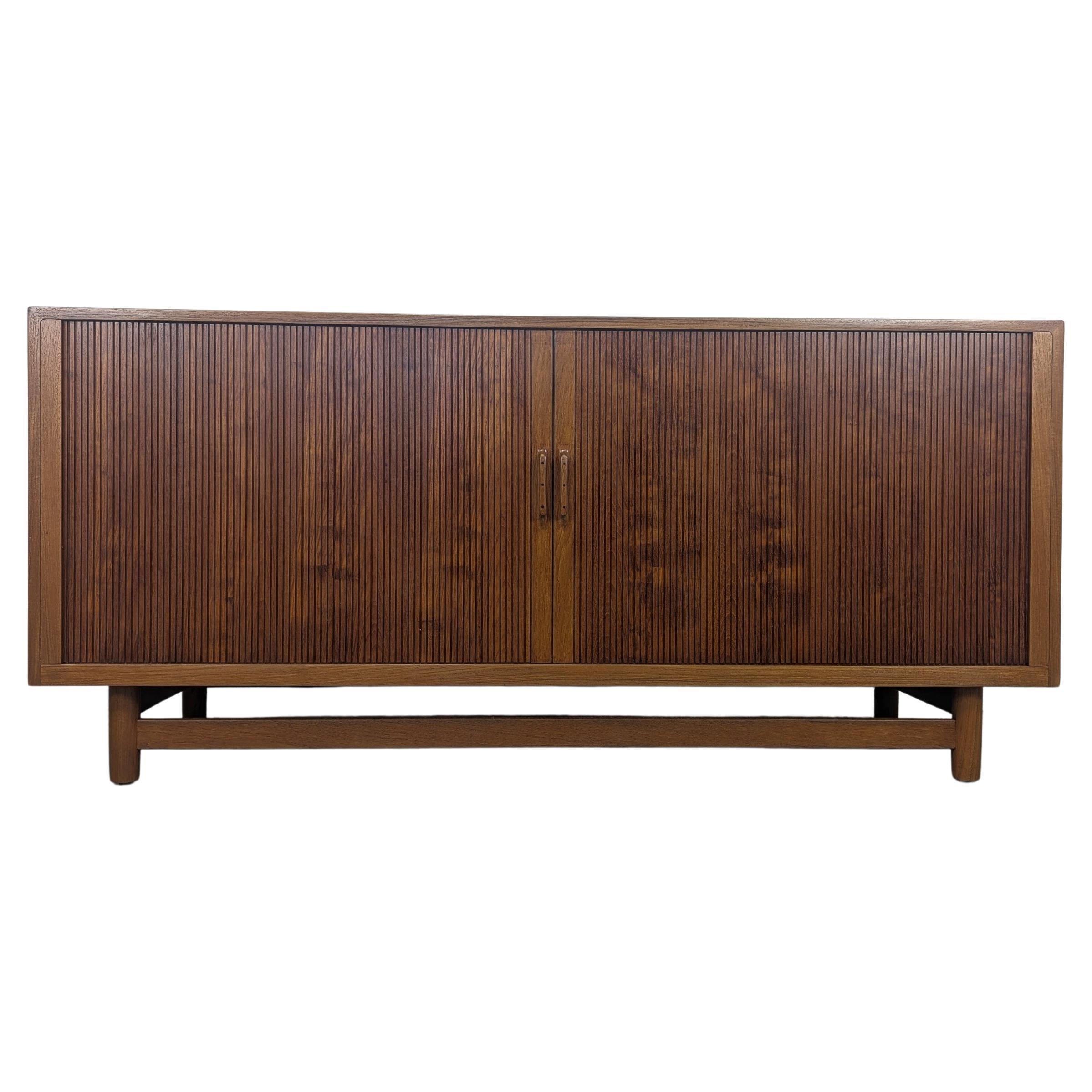 Dänische Tambour-Tür-Anrichte aus Teakholz von Worts Mobler, Mid-Century Modern, ca. 1960er Jahre
