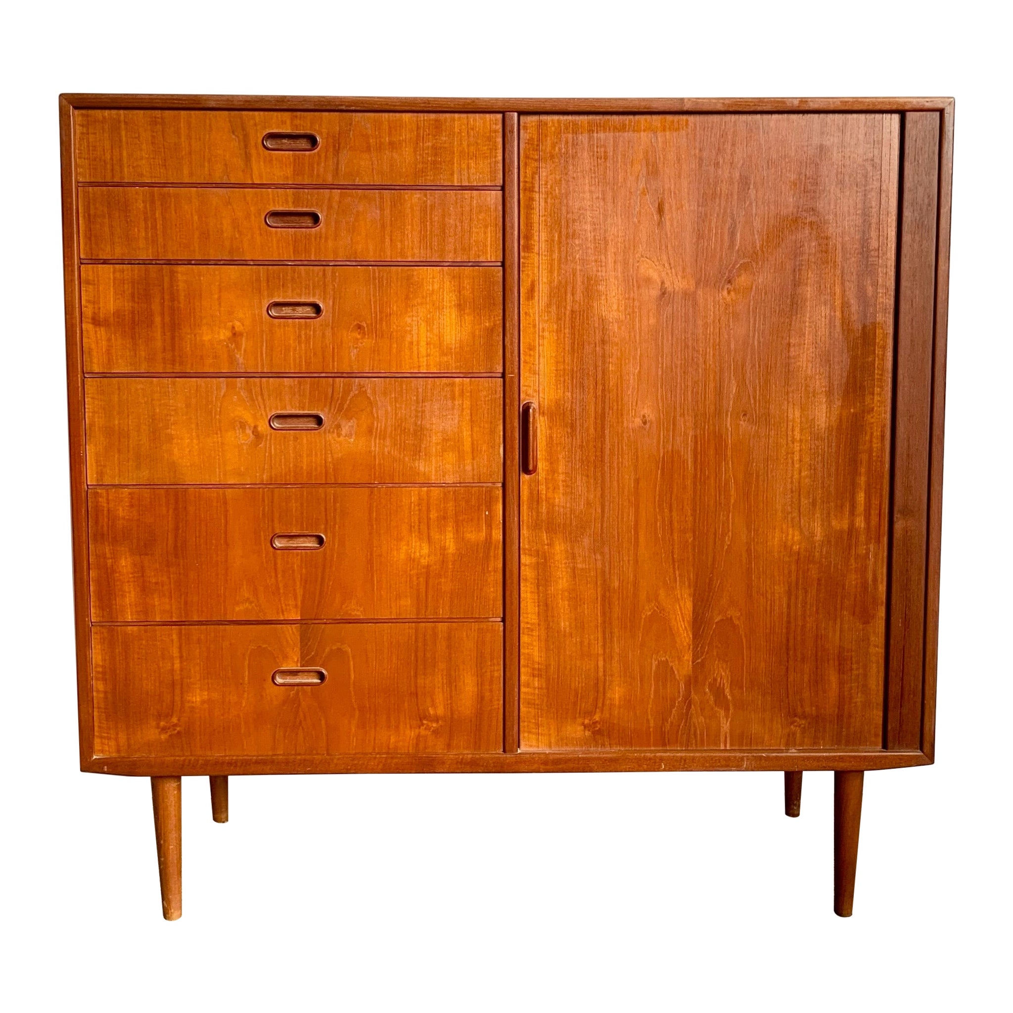 Comò Highboy con anta a tamburo in teak danese del Mid Century Modern di Falster in vendita