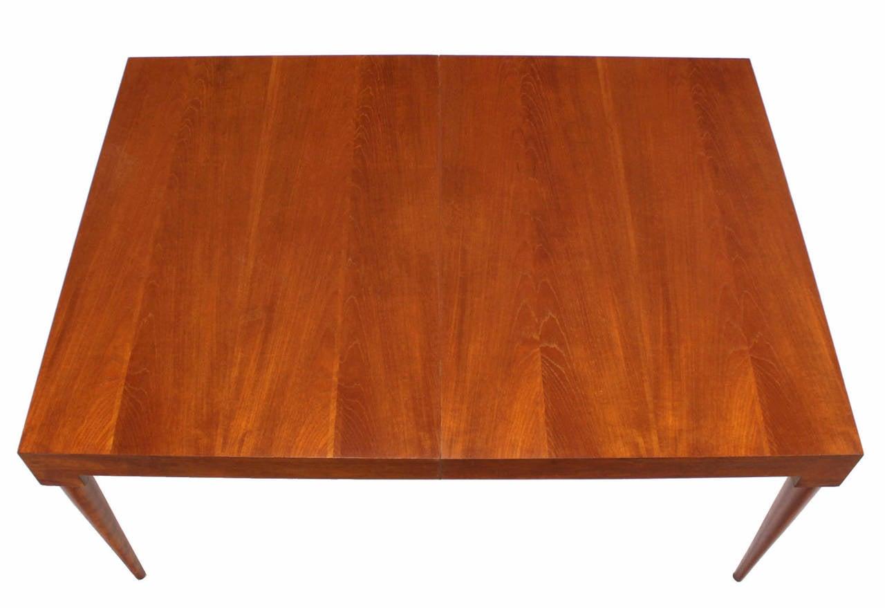 Danish Mid Century Modern Teak Tapered Legs Dining Conference Table Two Leaves  For Sale 1