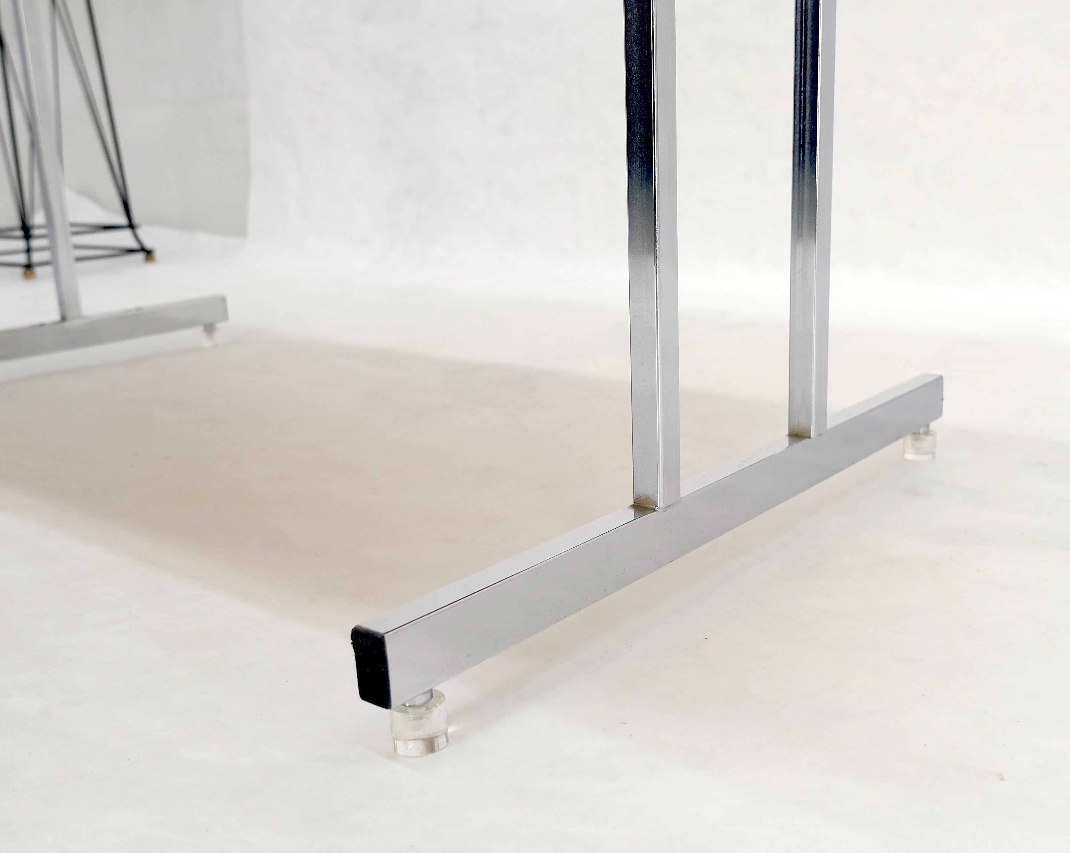 Scrivania Foldes danese del Medio Secolo Moderno con piano in teak e gambe cromate, menta in vendita 2