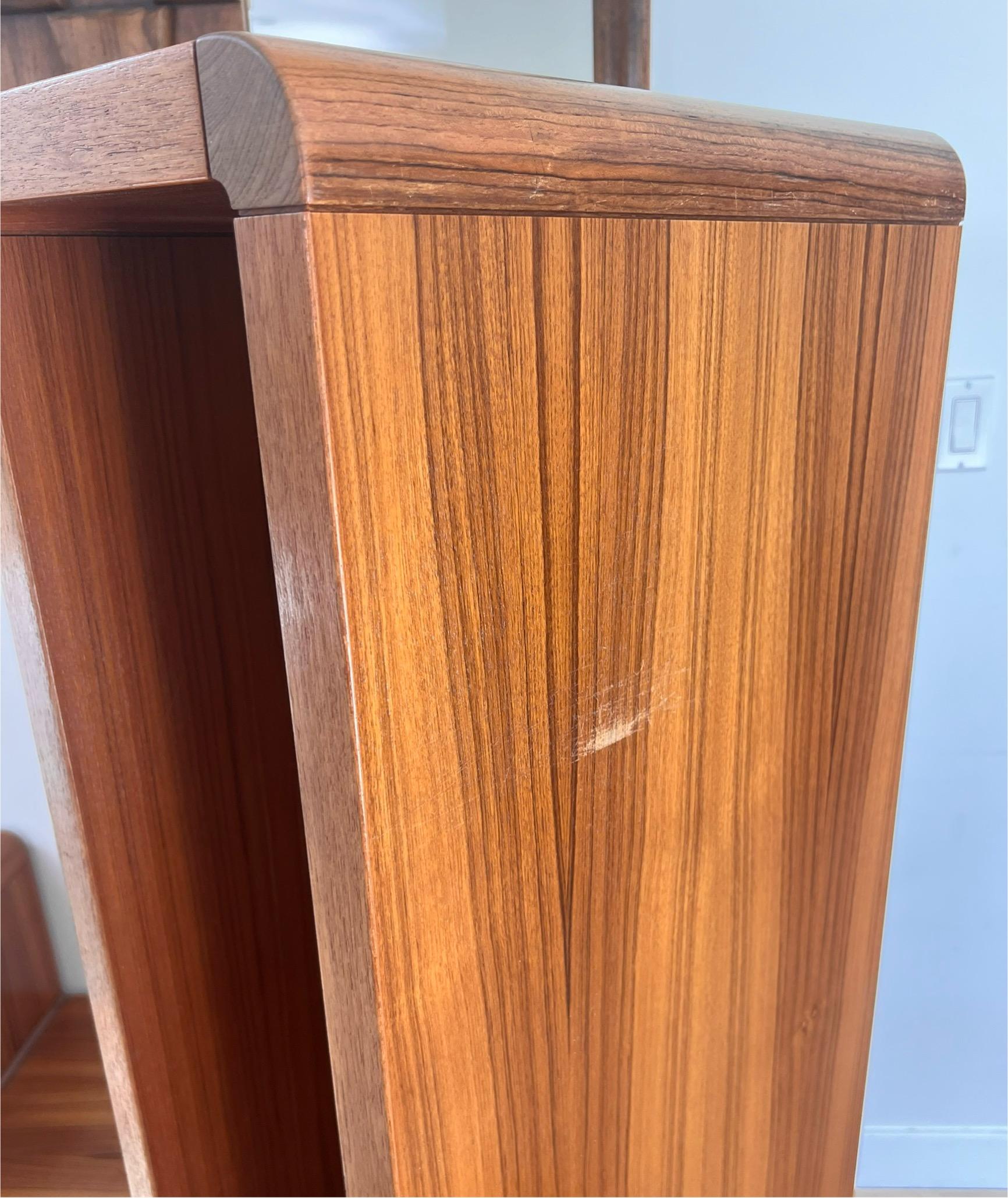 Danish mid century modern teak two-piece modular shelving unit, circa 1965 10