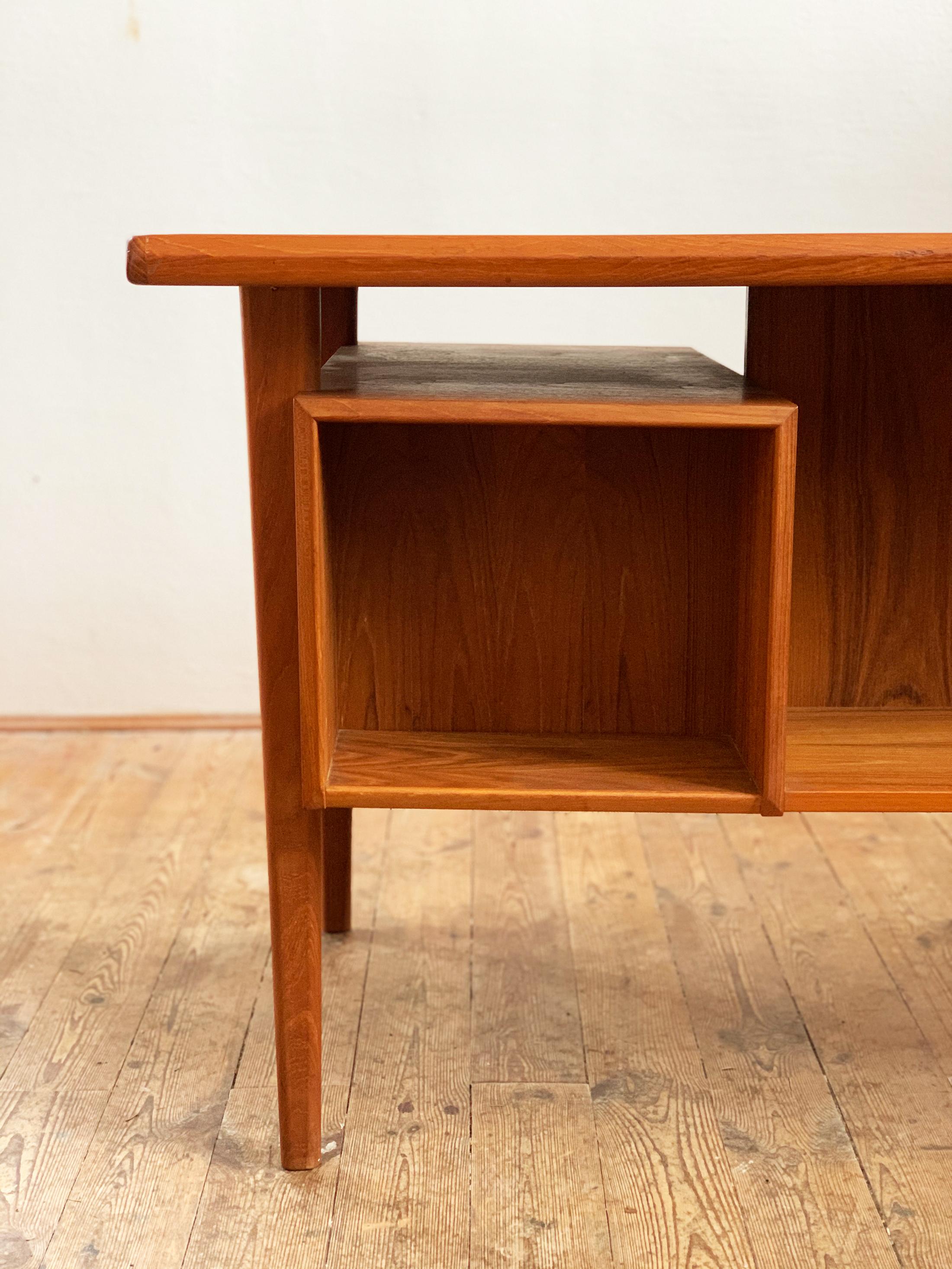 Danish Mid-Century Modern Teak Writing Desk by Peter Løvig Nielsen, 1976 For Sale 6