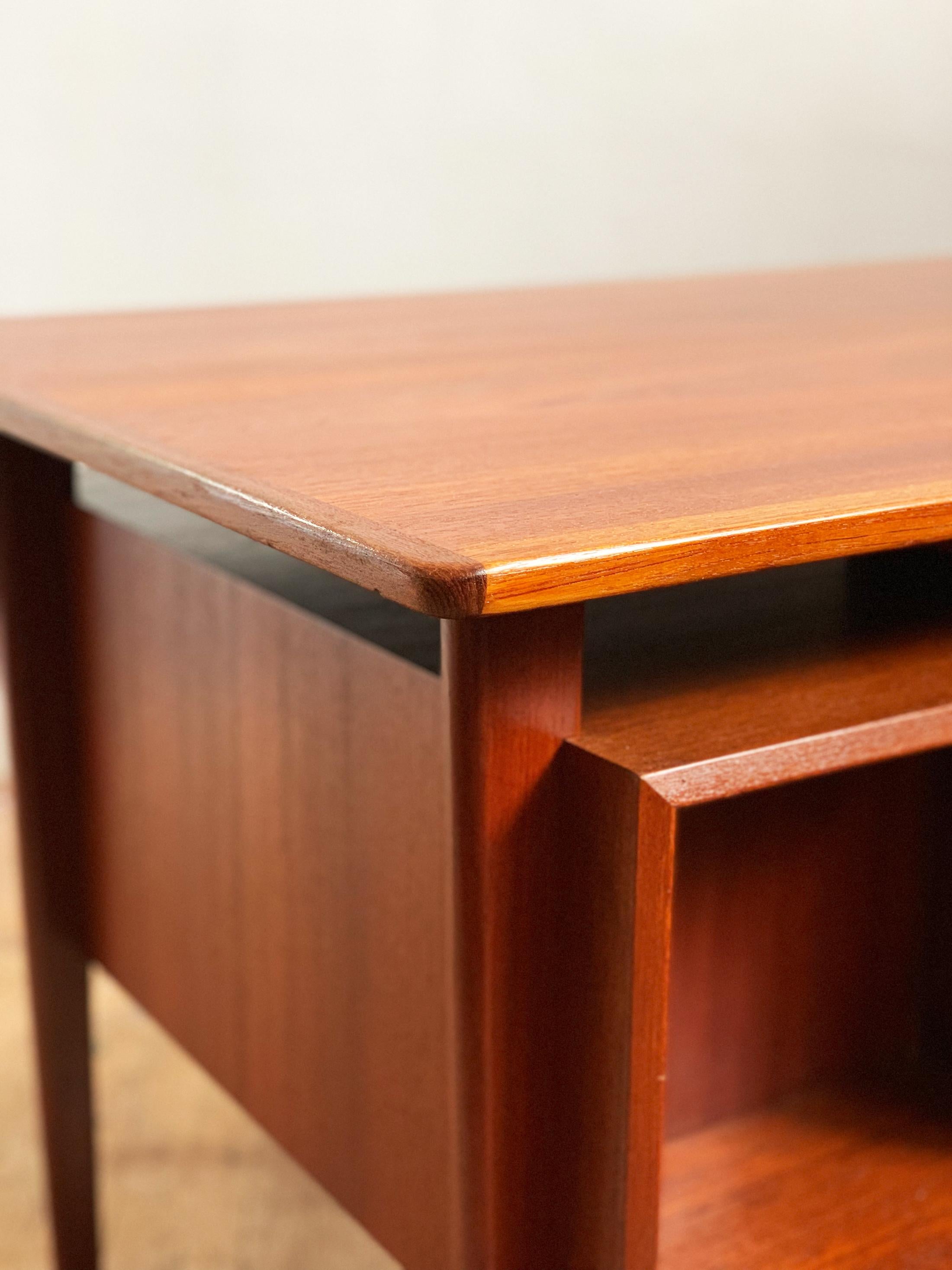 Danish Mid-Century Modern Teak Writing Desk by Peter Løvig Nielsen For Sale 7