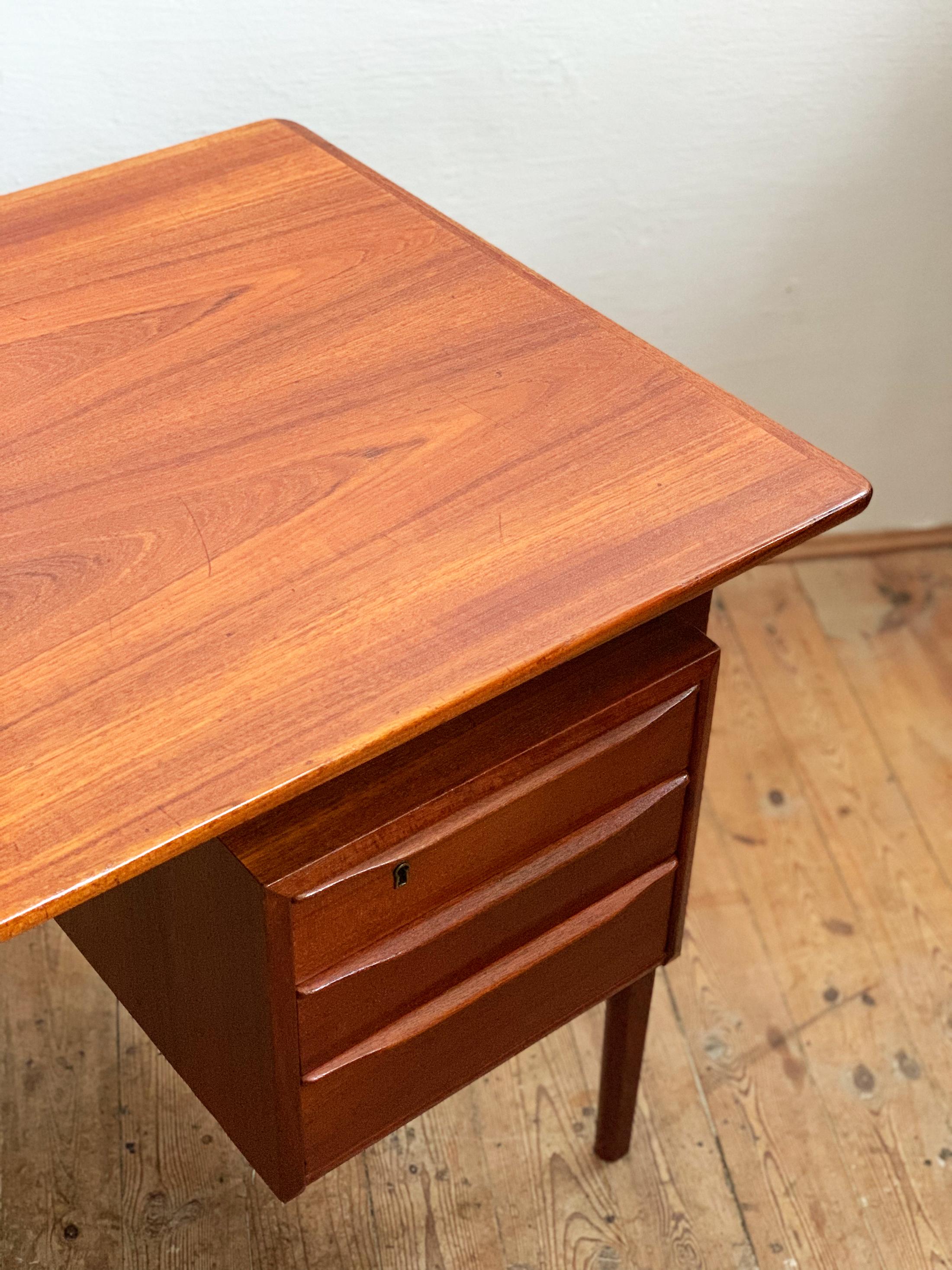 Danish Mid-Century Modern Teak Writing Desk by Peter Løvig Nielsen For Sale 13