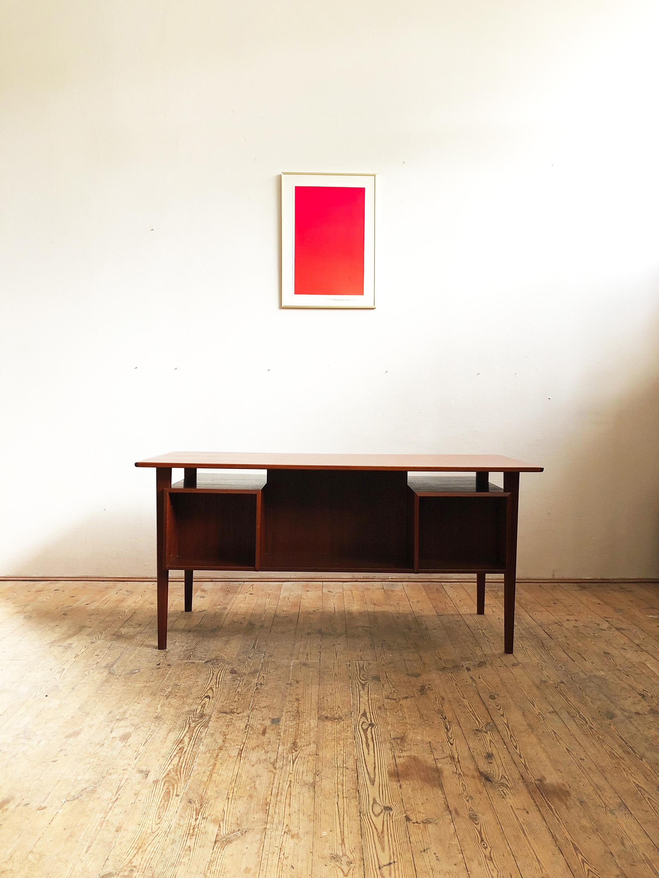 Danish Mid-Century Modern Teak Writing Desk by Peter Løvig Nielsen For Sale 1