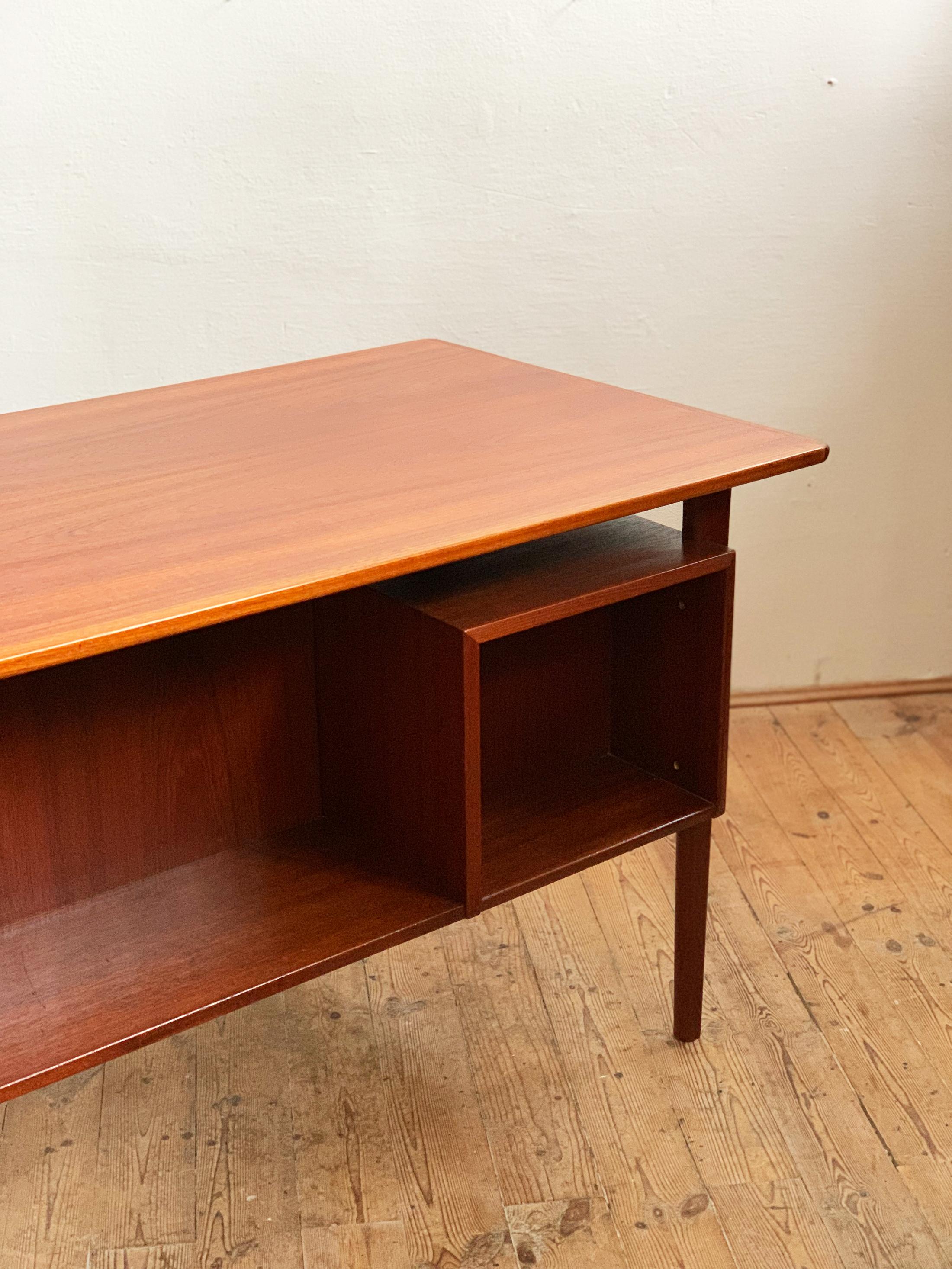 Danish Mid-Century Modern Teak Writing Desk by Peter Løvig Nielsen For Sale 4