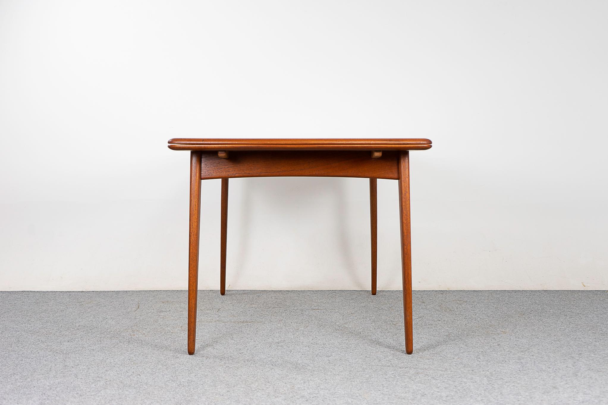 Danish Mid-Century Modern Teakdraw Leaf Dining Table by Svend Madsen For Sale 7