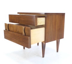 Tavolino danese in noce a due cassetti MINT!