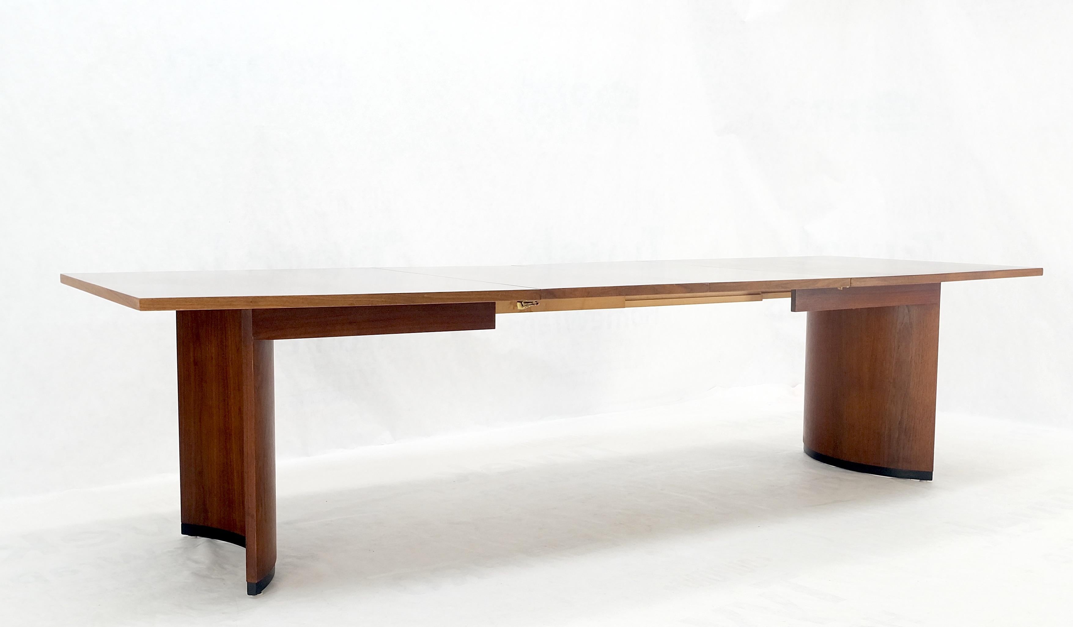 Danish Mid-Century Modern Walnut Dining Table W Two Extension Boards Leaves Mint 7
