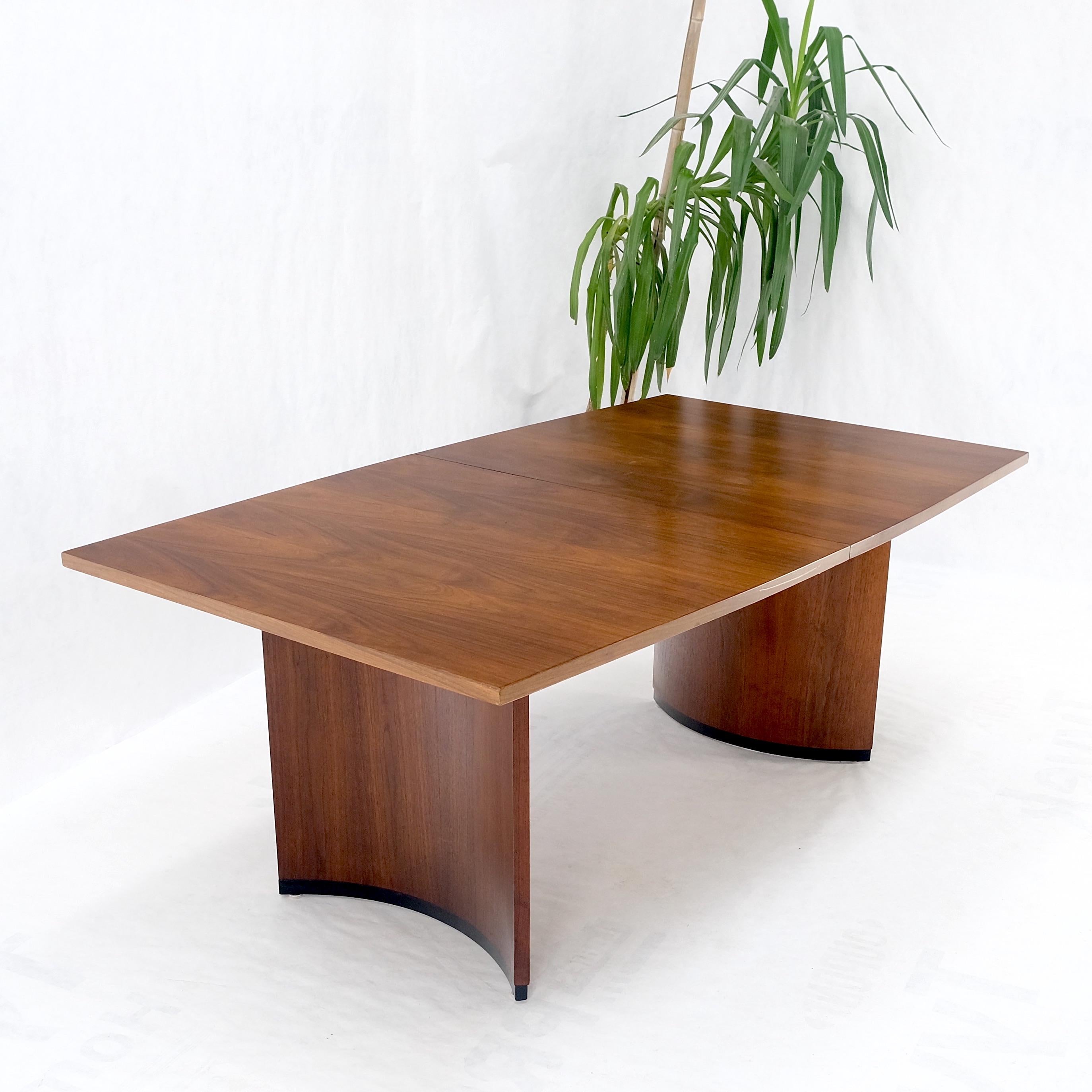 Danish Mid-Century Modern Walnut Dining Table W Two Extension Boards Leaves Mint 4