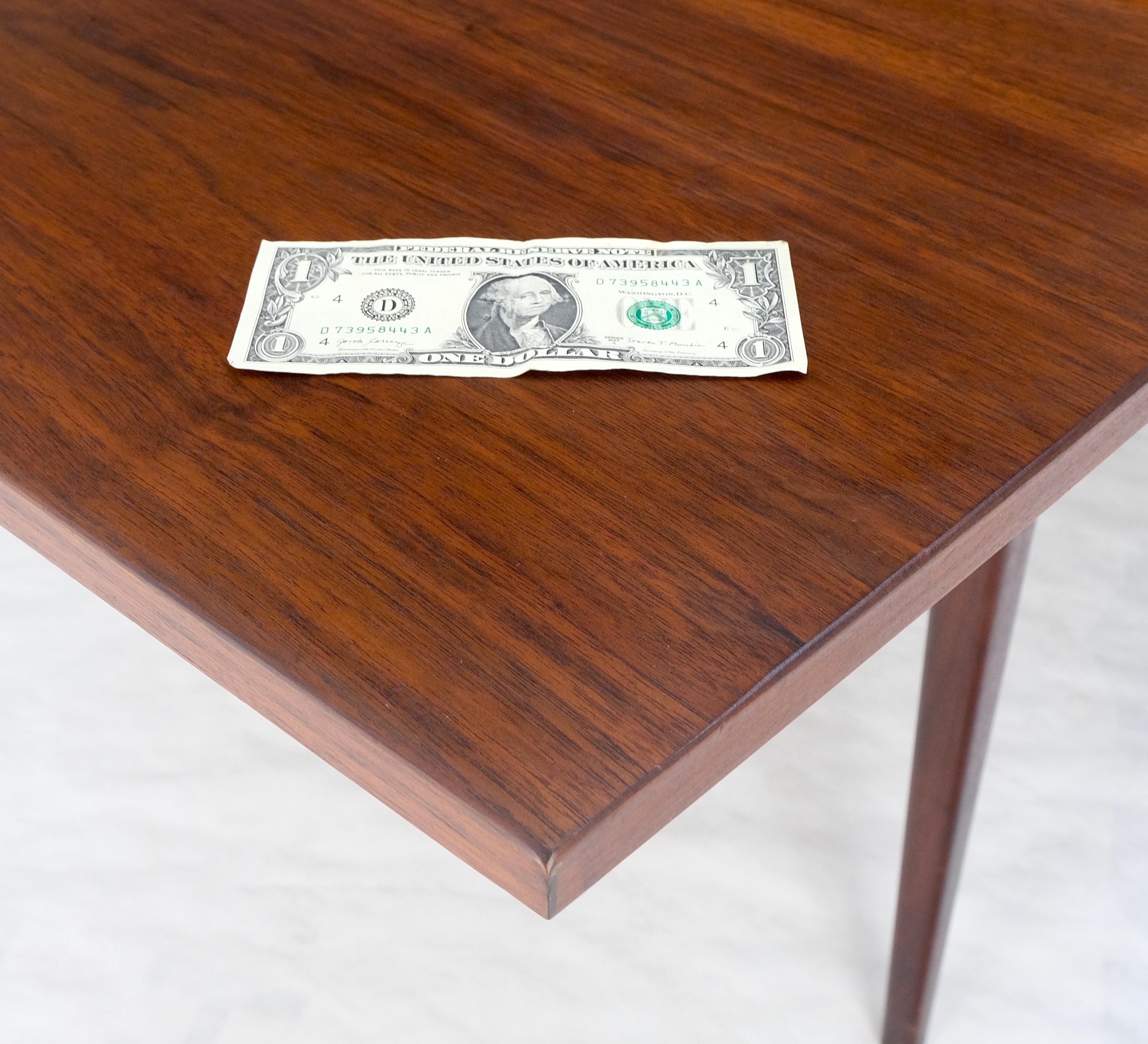 Danish Mid-Century Modern Walnut Drop Leaf Dining Table W/ Extension Leaf Mint! In Good Condition For Sale In Rockaway, NJ